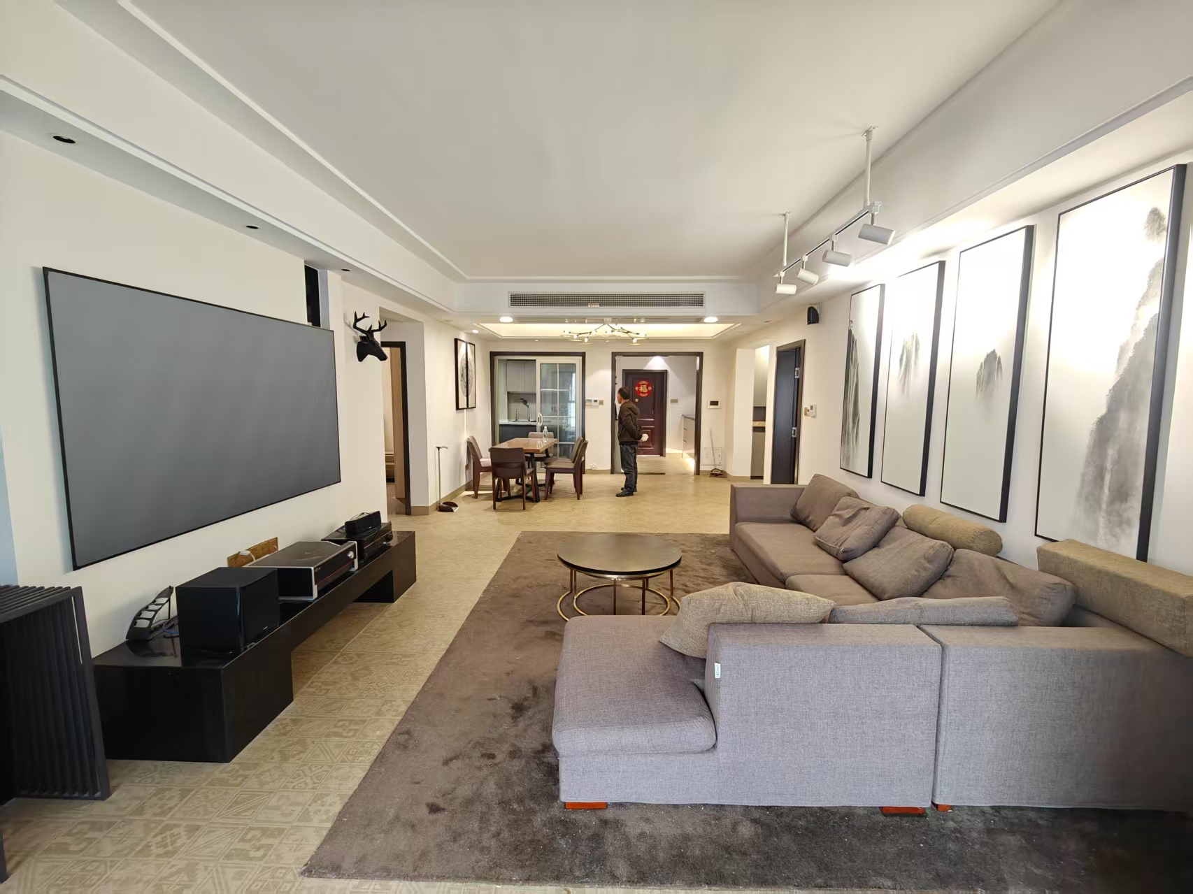 美的城一期 4室2厅2卫 84.0万 美的城一期 4室2厅2卫 84.0万室内图