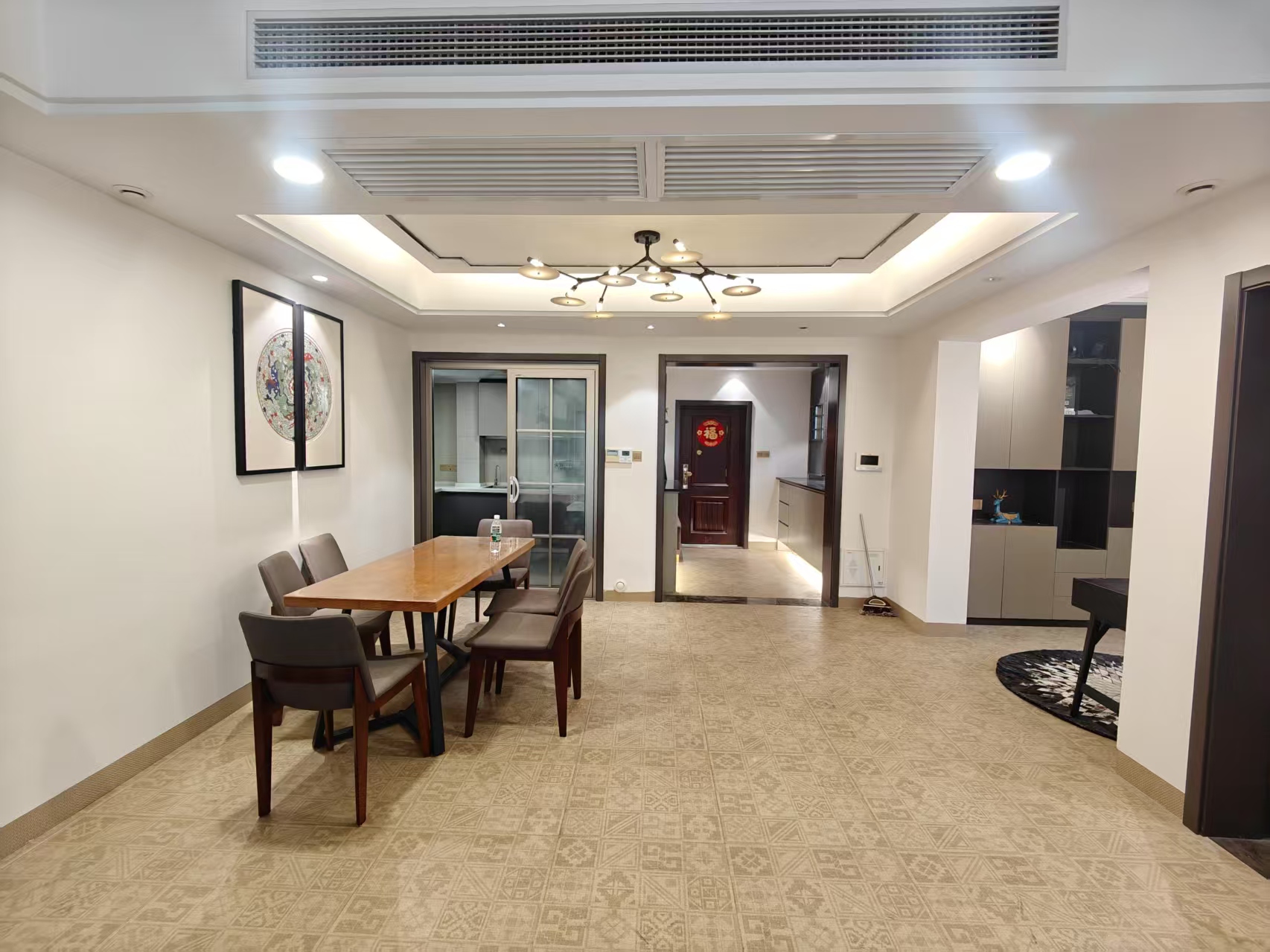 美的城一期 4室2厅2卫 84.0万 美的城一期 4室2厅2卫 84.0万室内图