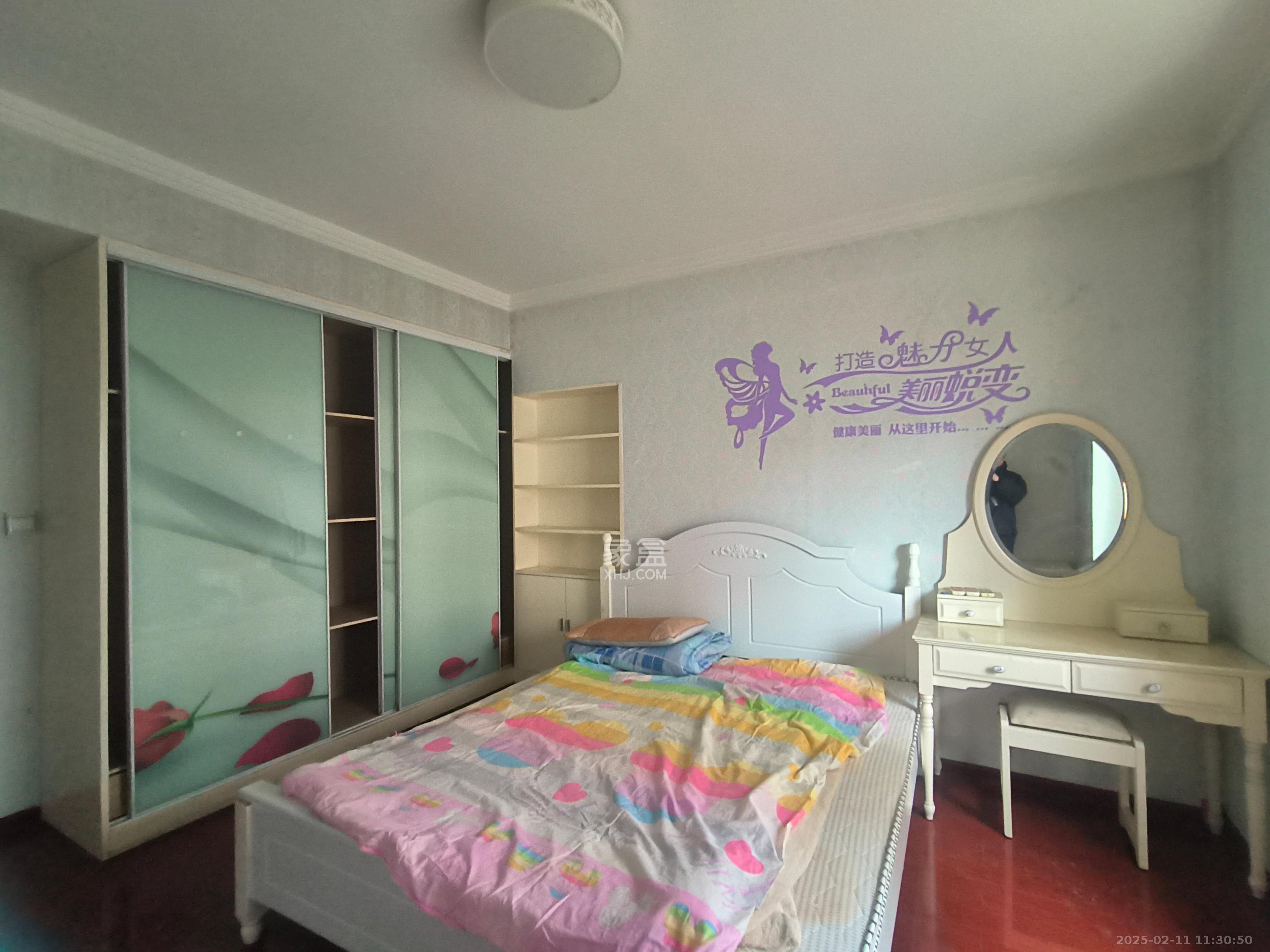 高鑫麓城  3室2厅2卫    2700.0元/月 高鑫麓城  3室2厅2卫    2700.0元/月室内图