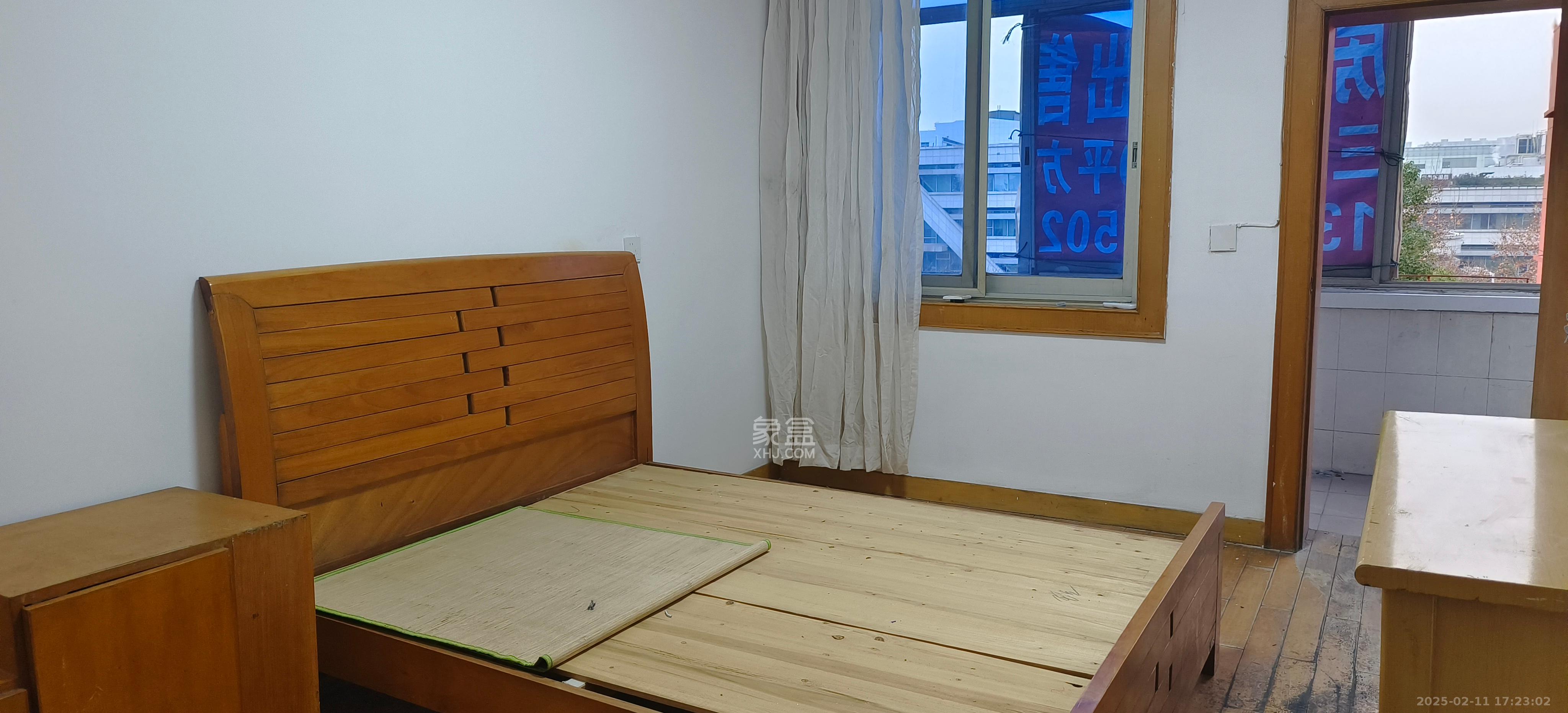 曙光南路78/梨子山二网格(原苎麻小区) 3室2厅1卫 1600.0元/月 曙光南路78/梨子山二网格(原苎麻小区) 3室2厅1卫 1600.0元/月室内图