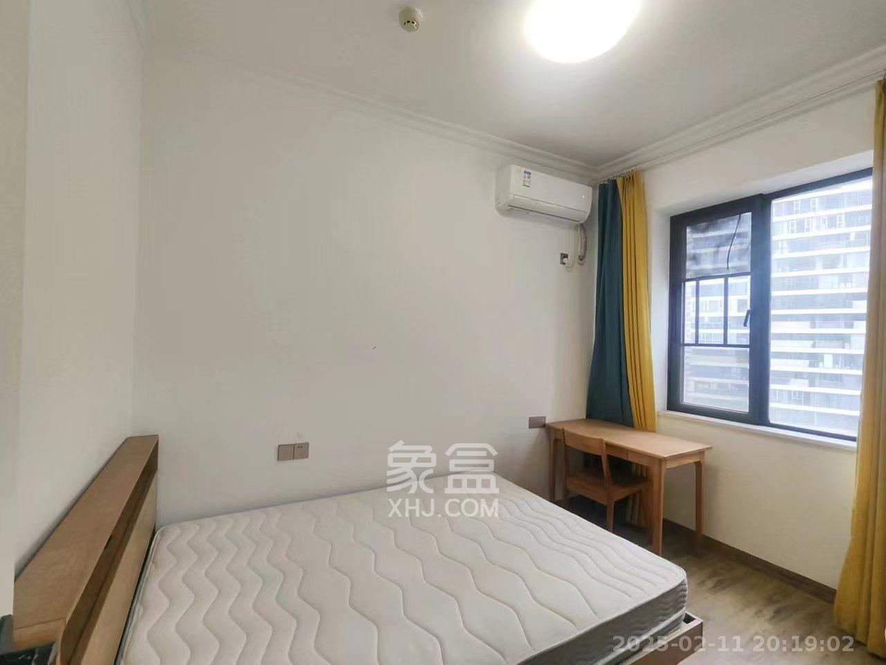 保利西海岸A区  4室2厅2卫   5800.00元/月室内图