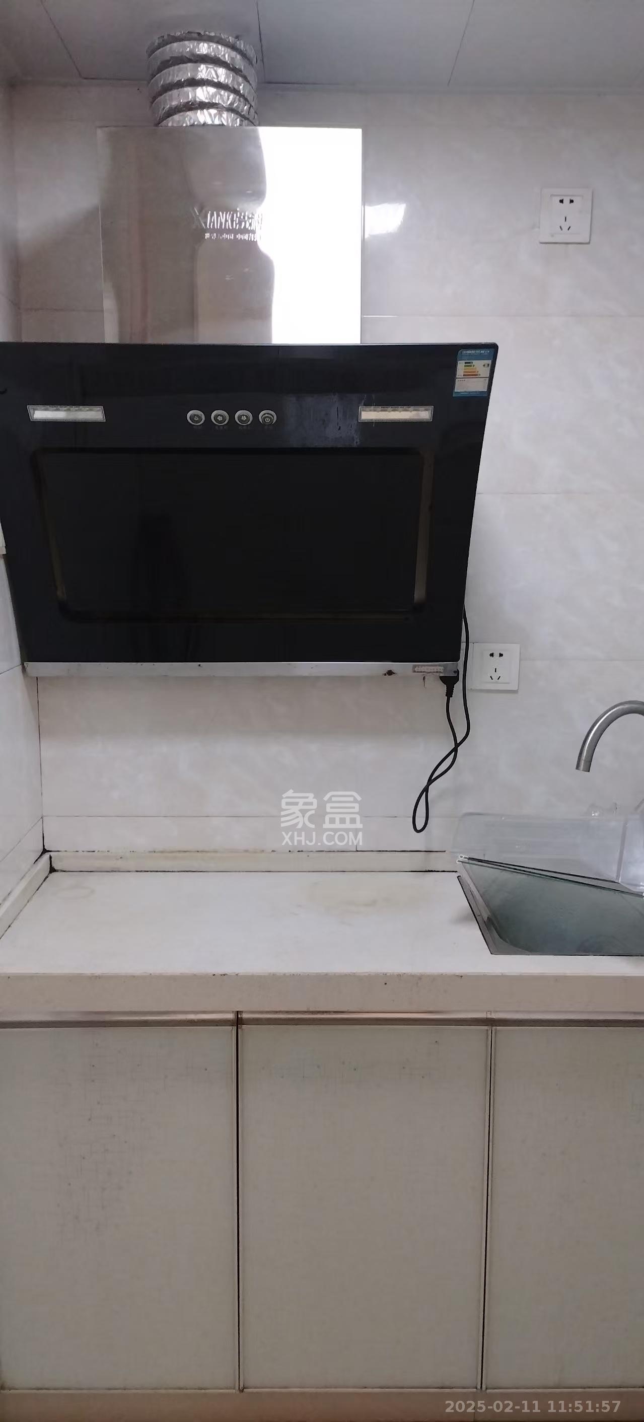 嘉顺苑  1室0厅1卫   1300.00元/月室内图