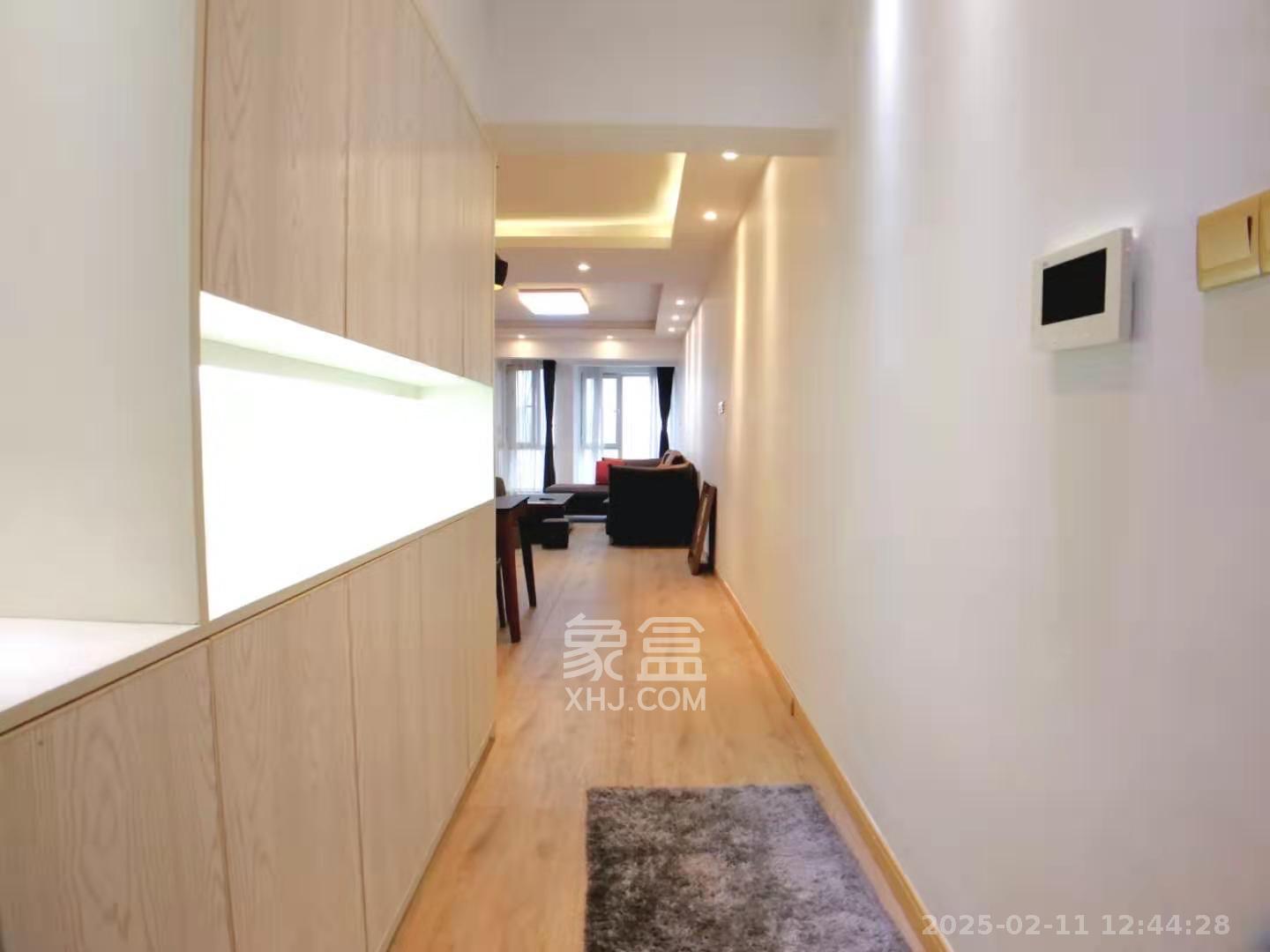 北辰三角洲E3区  3室2厅2卫   3500.00元/月室内图