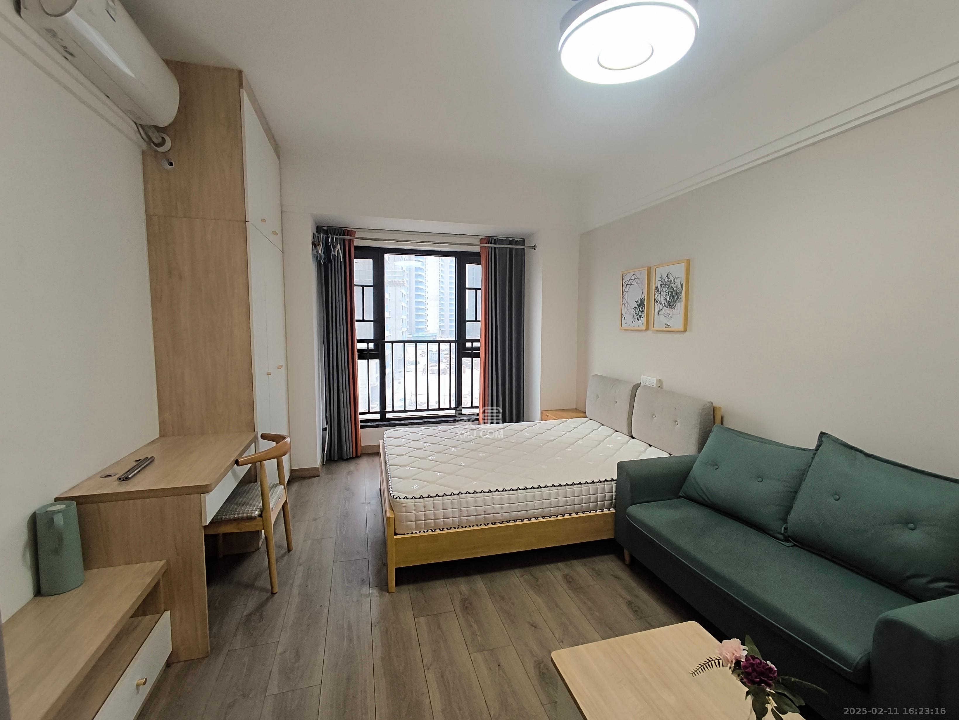 新城和樾(新城和樾公馆)  1室1厅1卫    1200.0元/月 新城和樾(新城和樾公馆)  1室1厅1卫    1200.0元/月