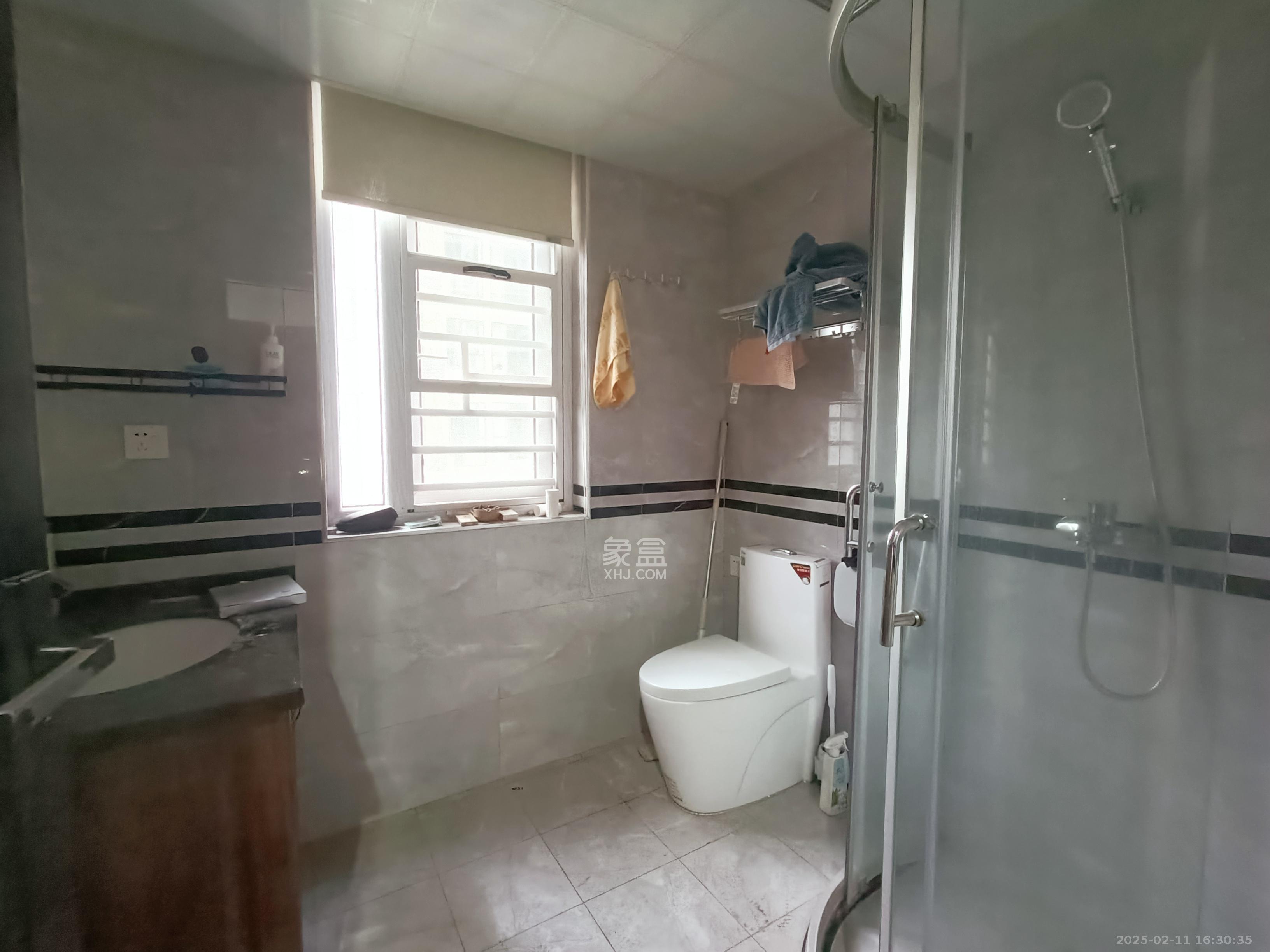 和泓梅溪四季 3室2厅2卫 3600.0元/月 和泓梅溪四季 3室2厅2卫 3600.0元/月室内图