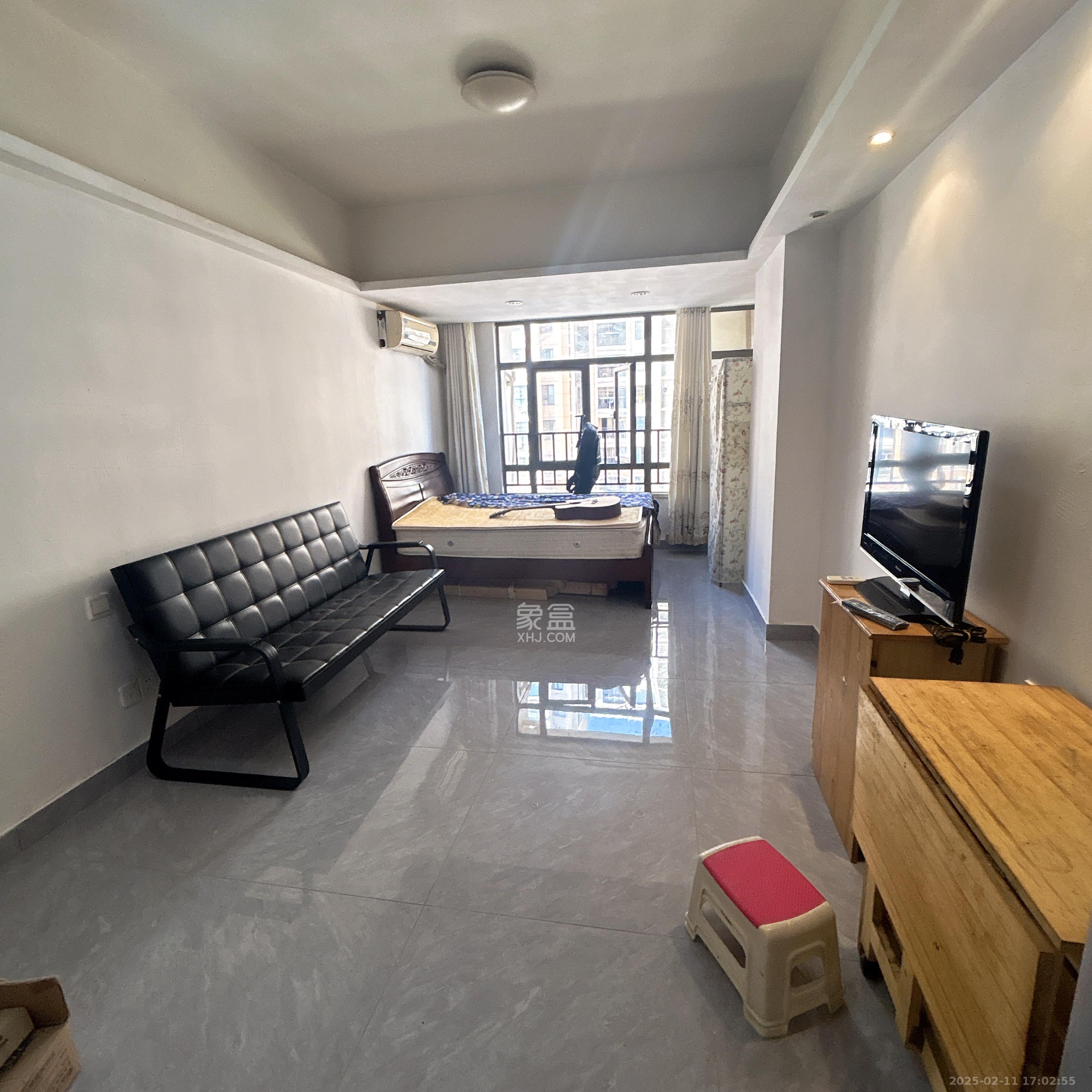 米兰春天 1室1厅1卫 1200.0元/月 米兰春天 1室1厅1卫 1200.0元/月室内图