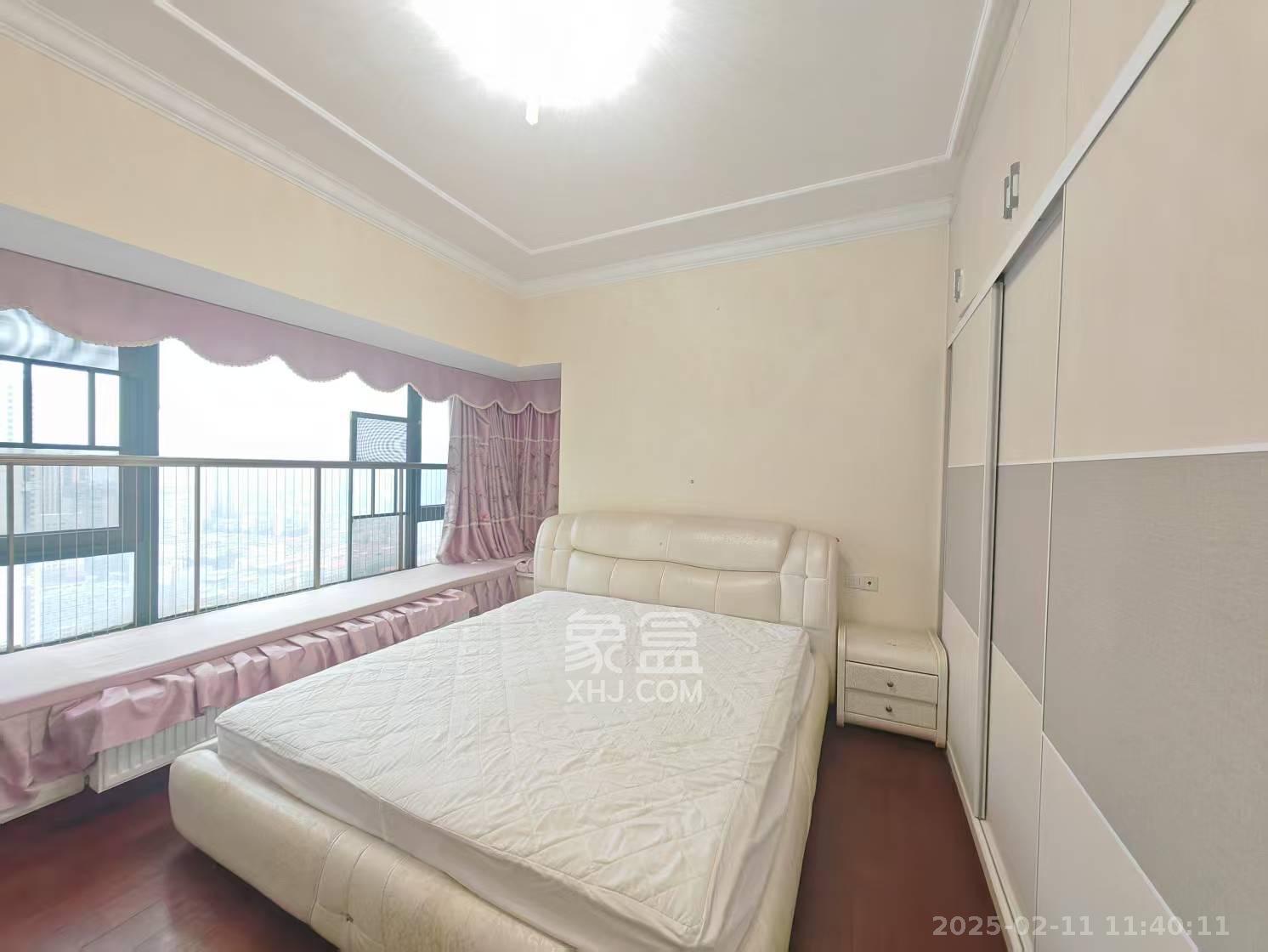 恒大御景湾  3室2厅1卫   3300.00元/月室内图