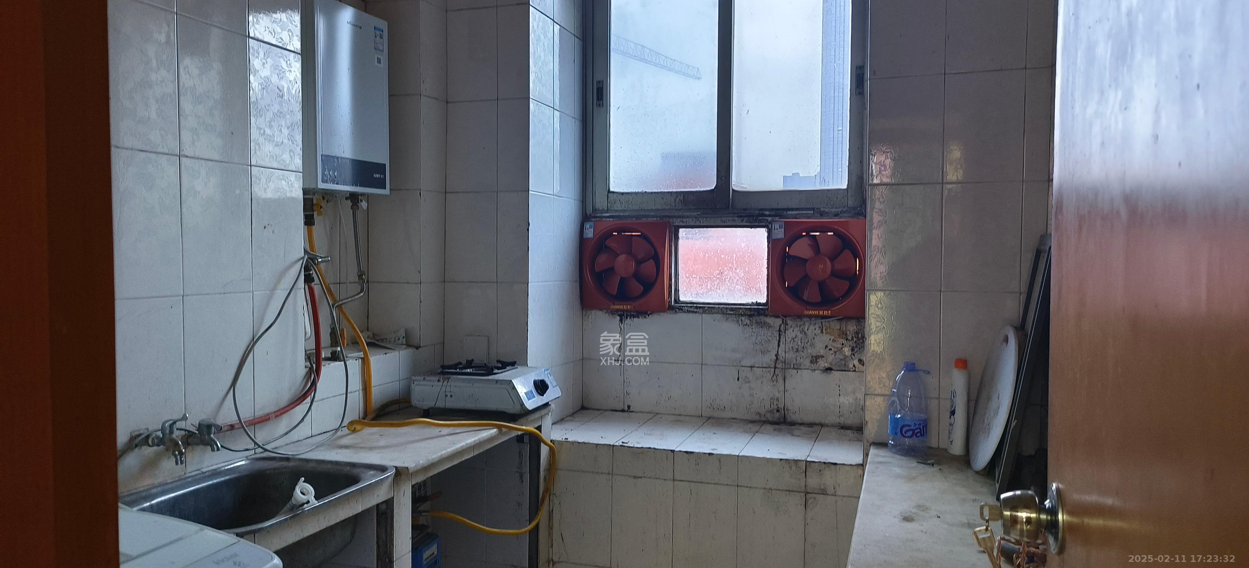 曙光南路78/梨子山二网格(原苎麻小区) 3室2厅1卫 1600.0元/月 曙光南路78/梨子山二网格(原苎麻小区) 3室2厅1卫 1600.0元/月室内图