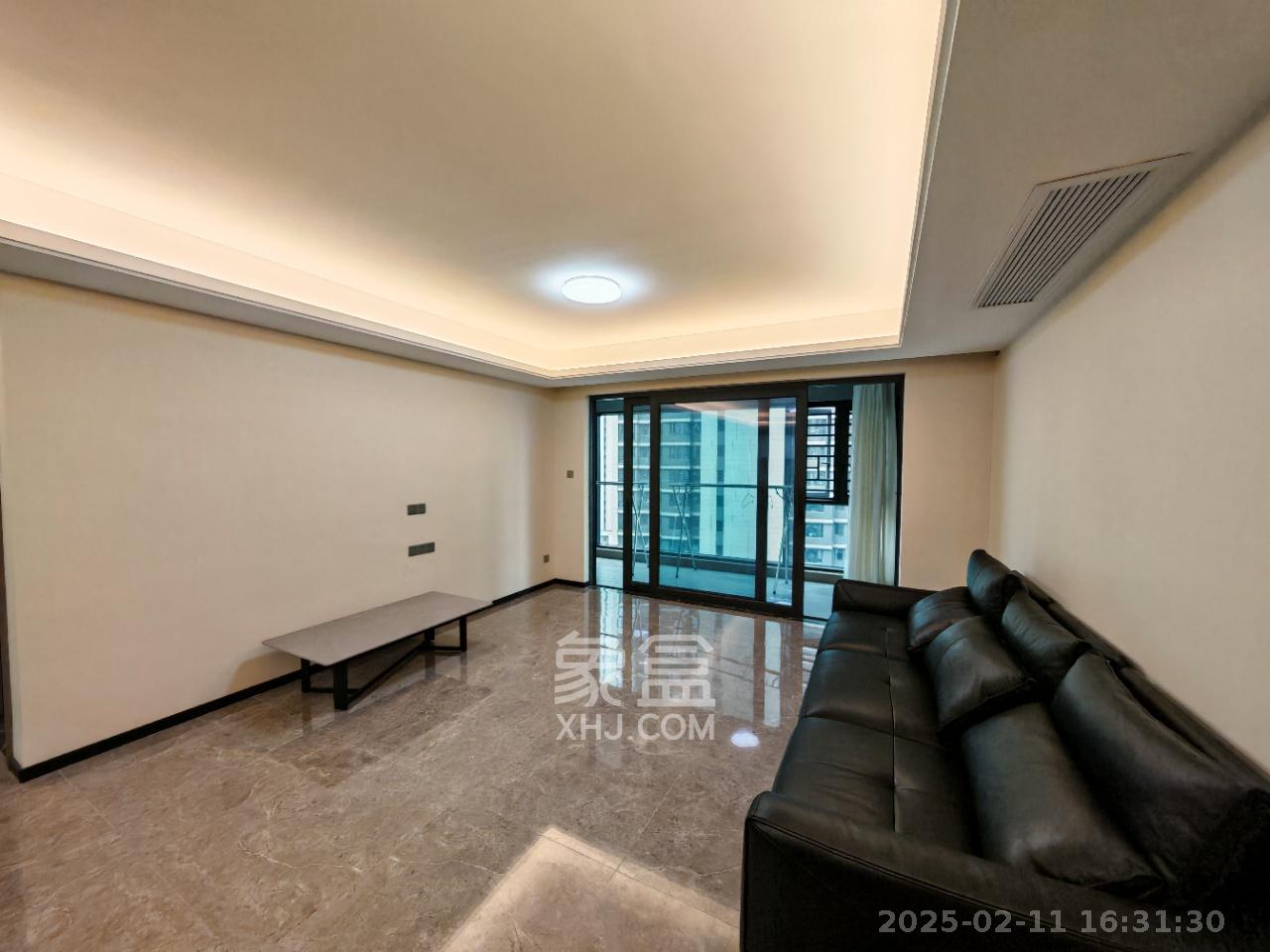 中海阅溪府  5室2厅2卫   5200.00元/月室内图