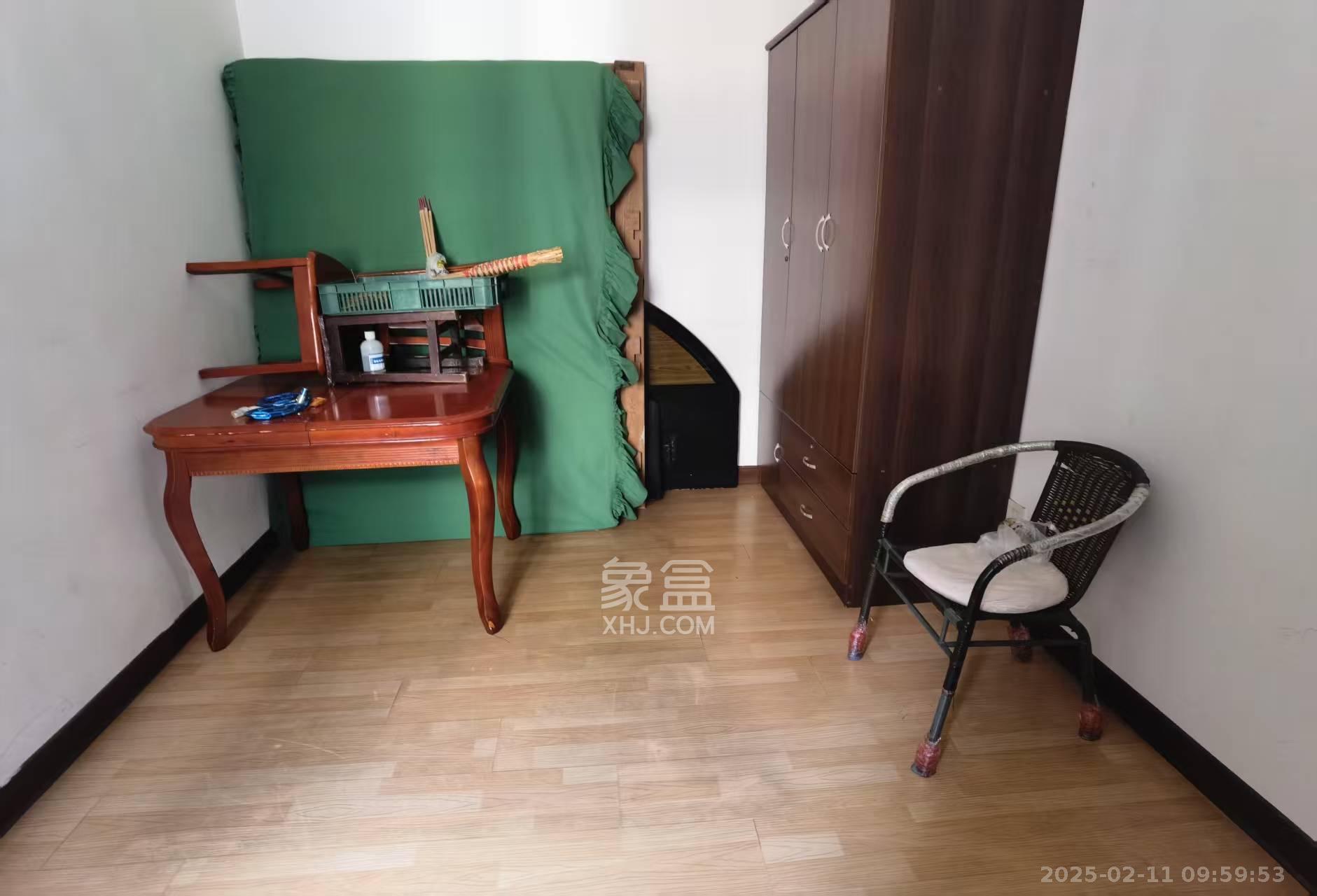 蒋家垅社区  2室2厅1卫    1600.0元/月 蒋家垅社区  2室2厅1卫    1600.0元/月室内图