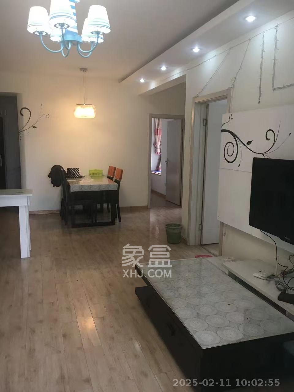 巢之恋  2室2厅1卫   2300.00元/月室内图