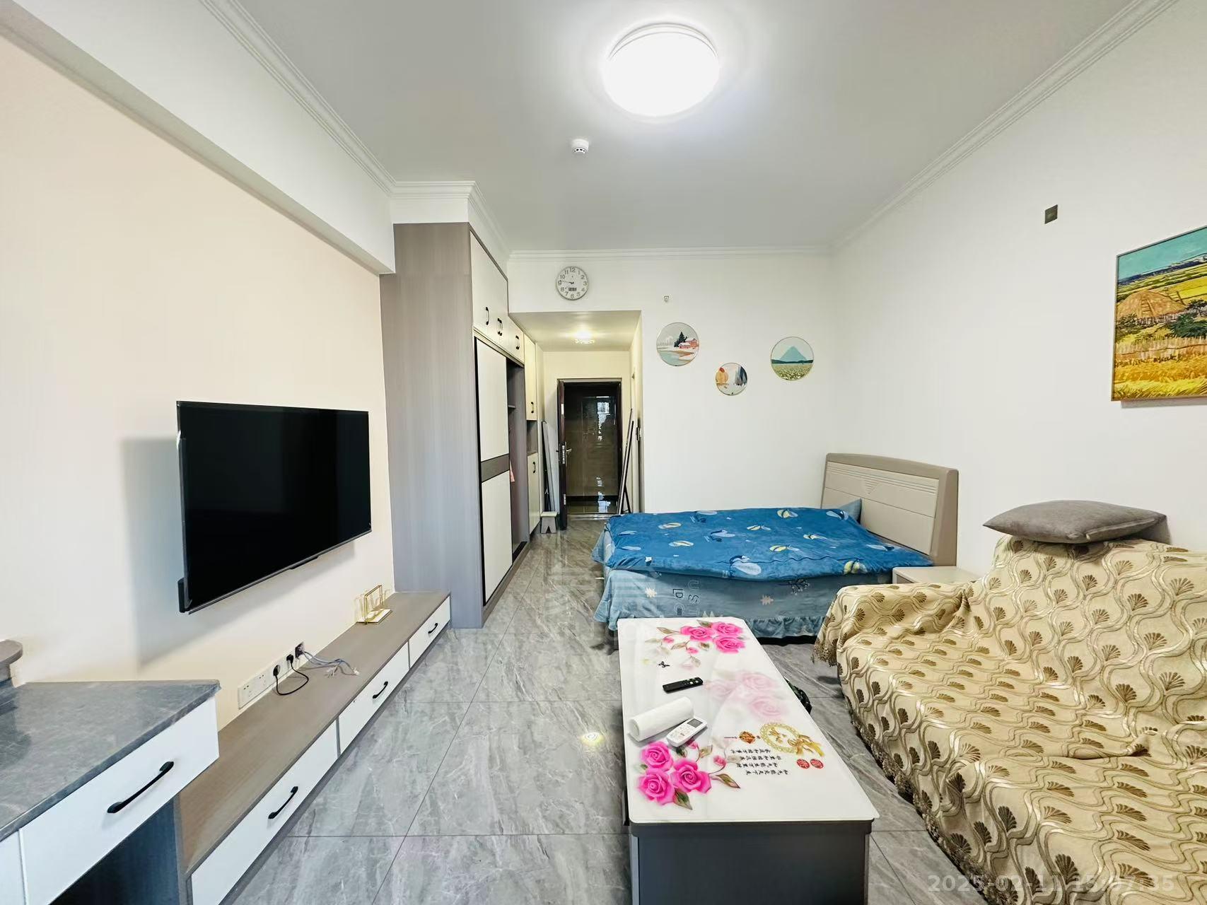 中泰财富湘江 1室1厅1卫 1600.0元/月 中泰财富湘江 1室1厅1卫 1600.0元/月室内图