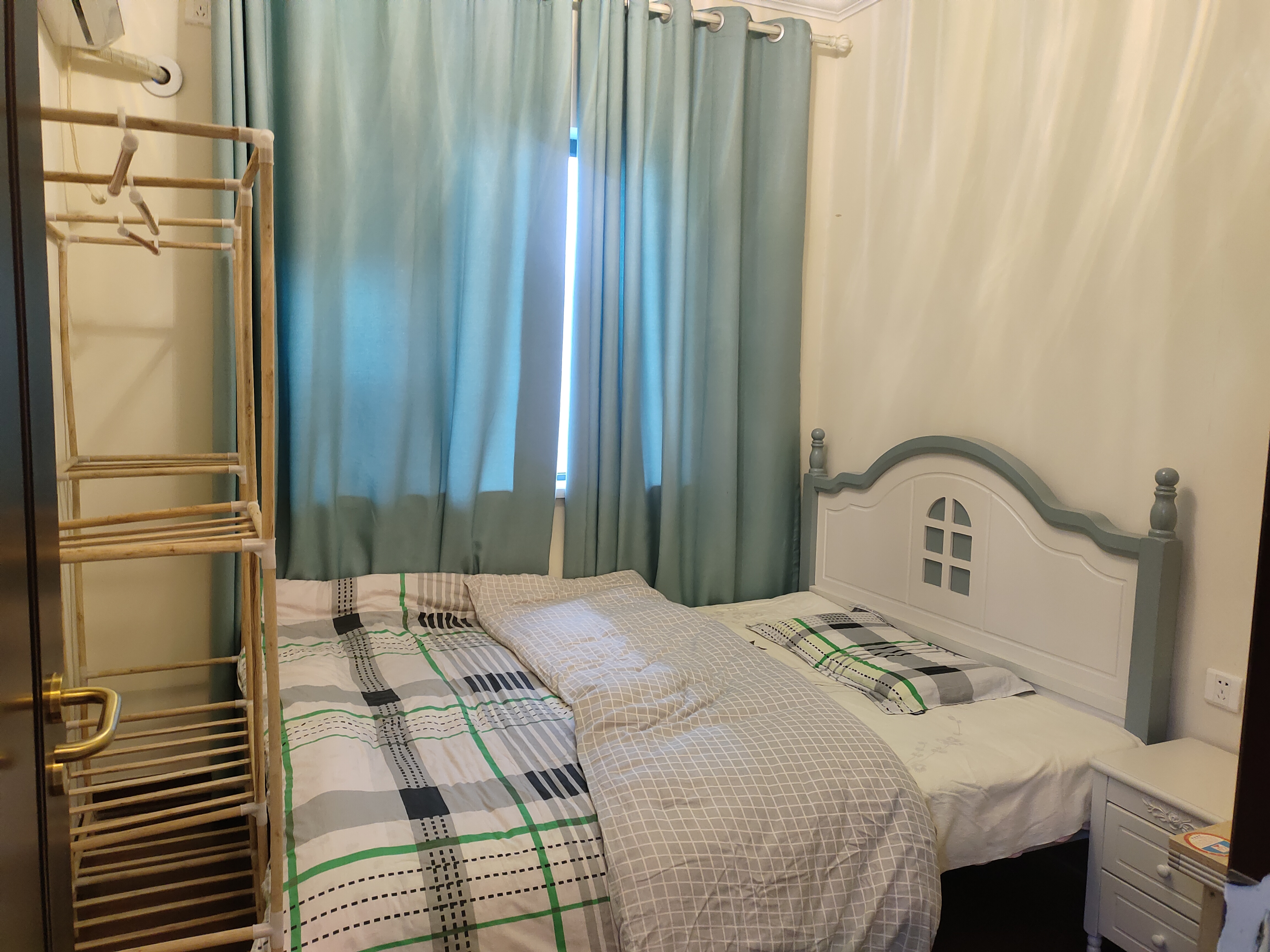 恒大华府 3室2厅1卫 1800.0元/月 恒大华府 3室2厅1卫 1800.0元/月室内图