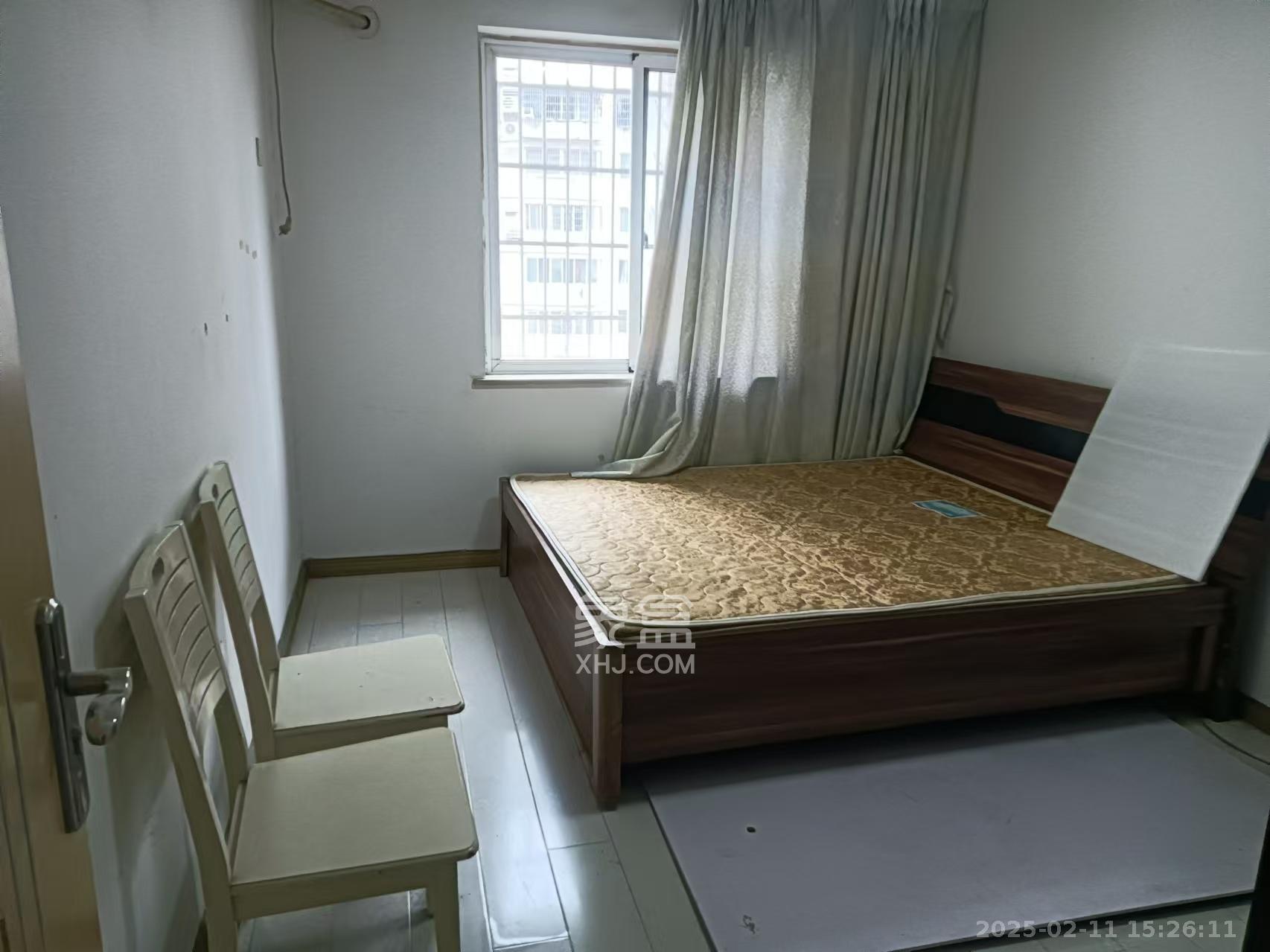 玛依拉山庄 3室2厅2卫 2700.0元/月 玛依拉山庄 3室2厅2卫 2700.0元/月室内图