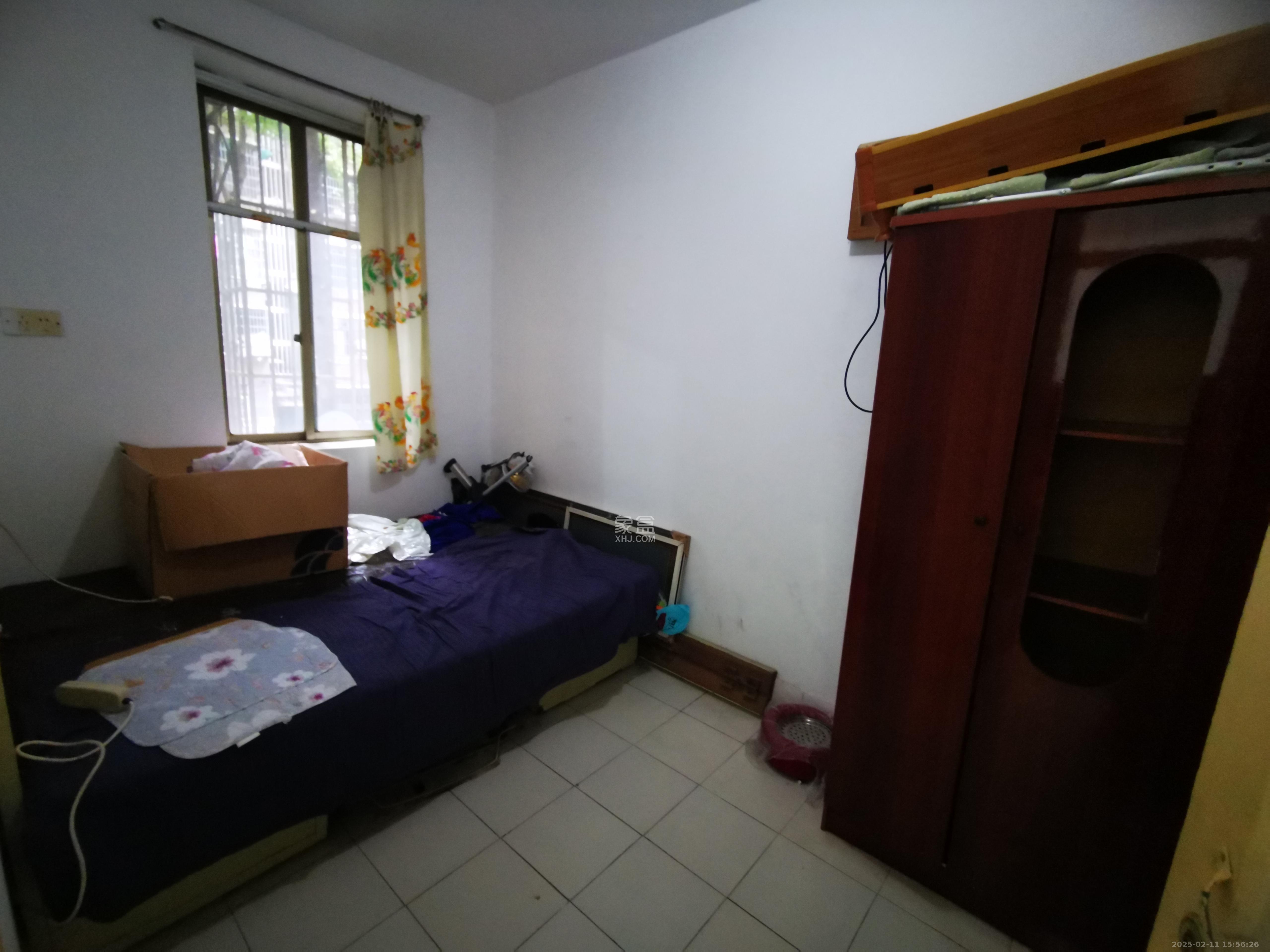 省工行家属楼 3室2厅1卫 2800.0元/月 省工行家属楼 3室2厅1卫 2800.0元/月室内图