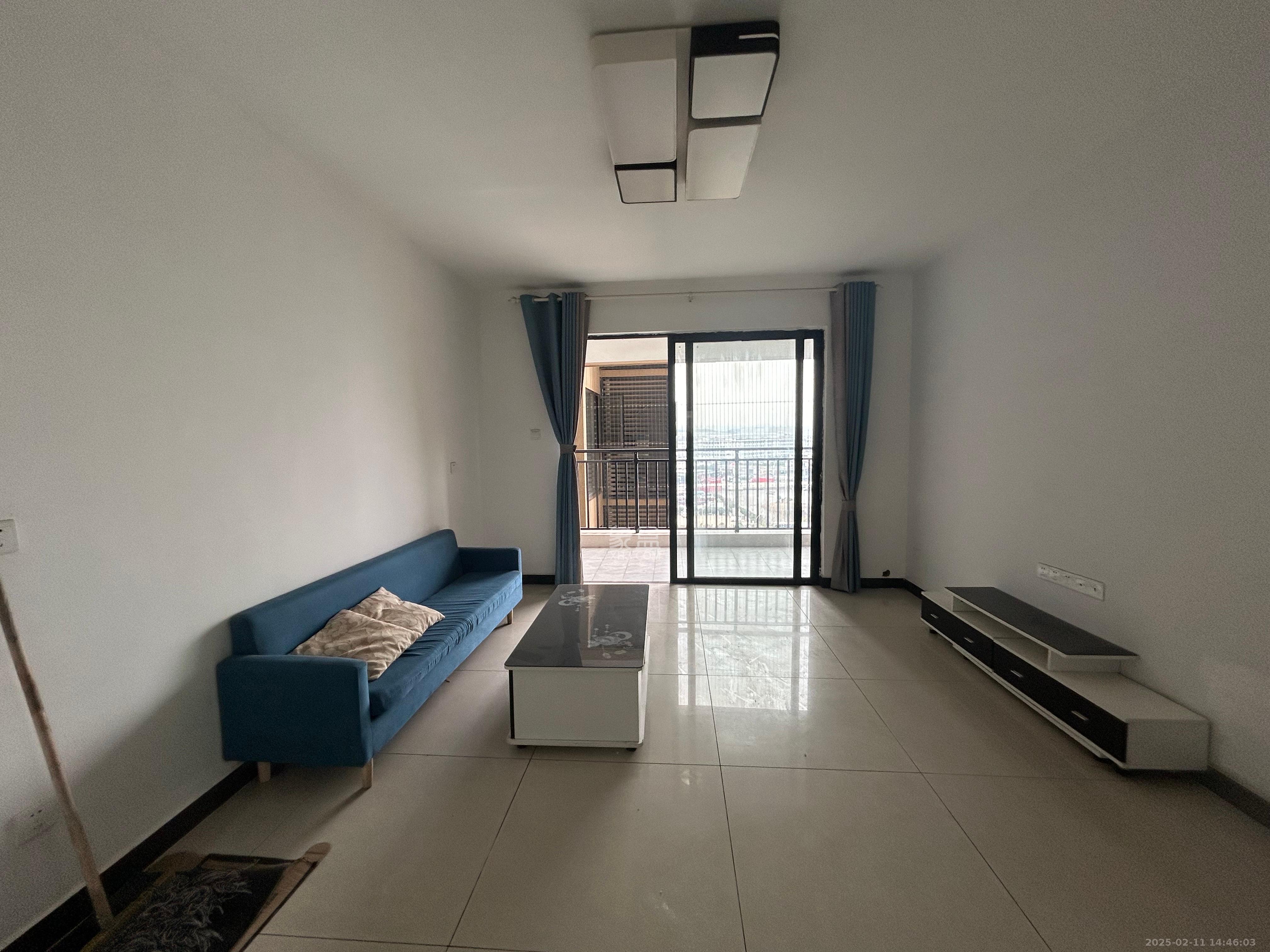 中建嘉和城  3室2厅2卫    2200.0元/月 中建嘉和城  3室2厅2卫    2200.0元/月室内图