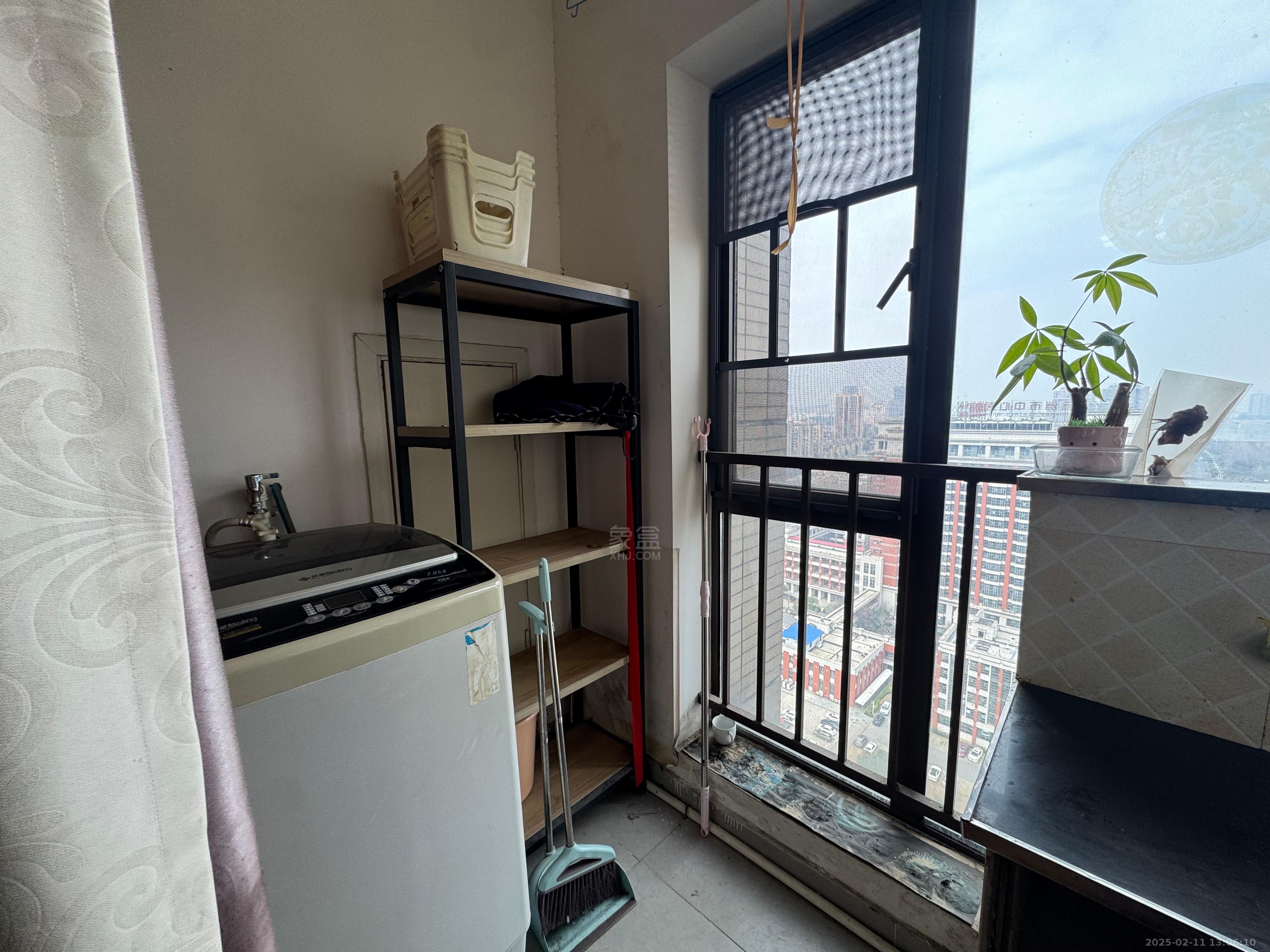 中泰财富湘江  1室1厅1卫   1100.00元/月室内图