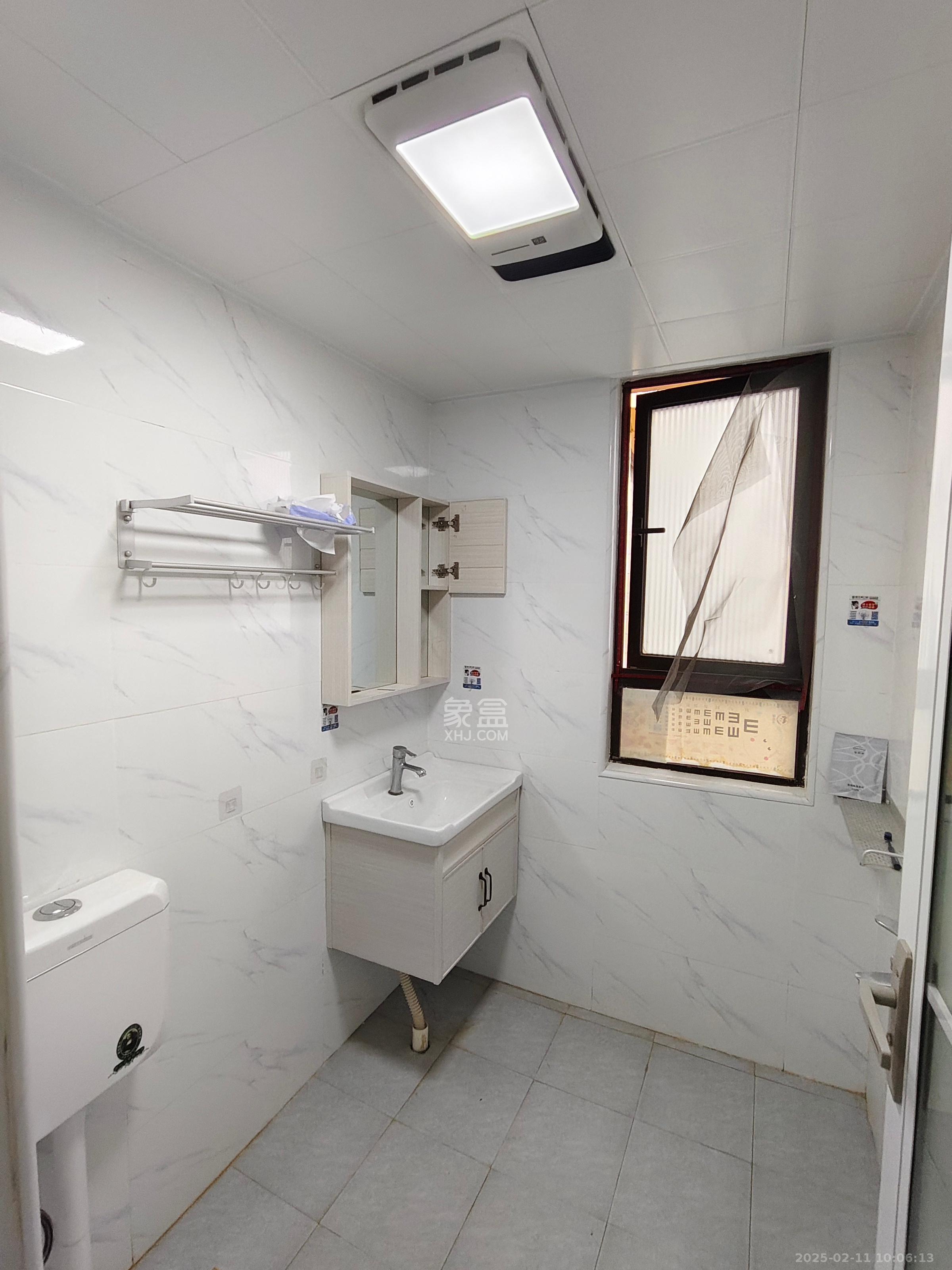 保利城（中航城国际社区、郡原美村）  3室2厅1卫   2200.00元/月室内图