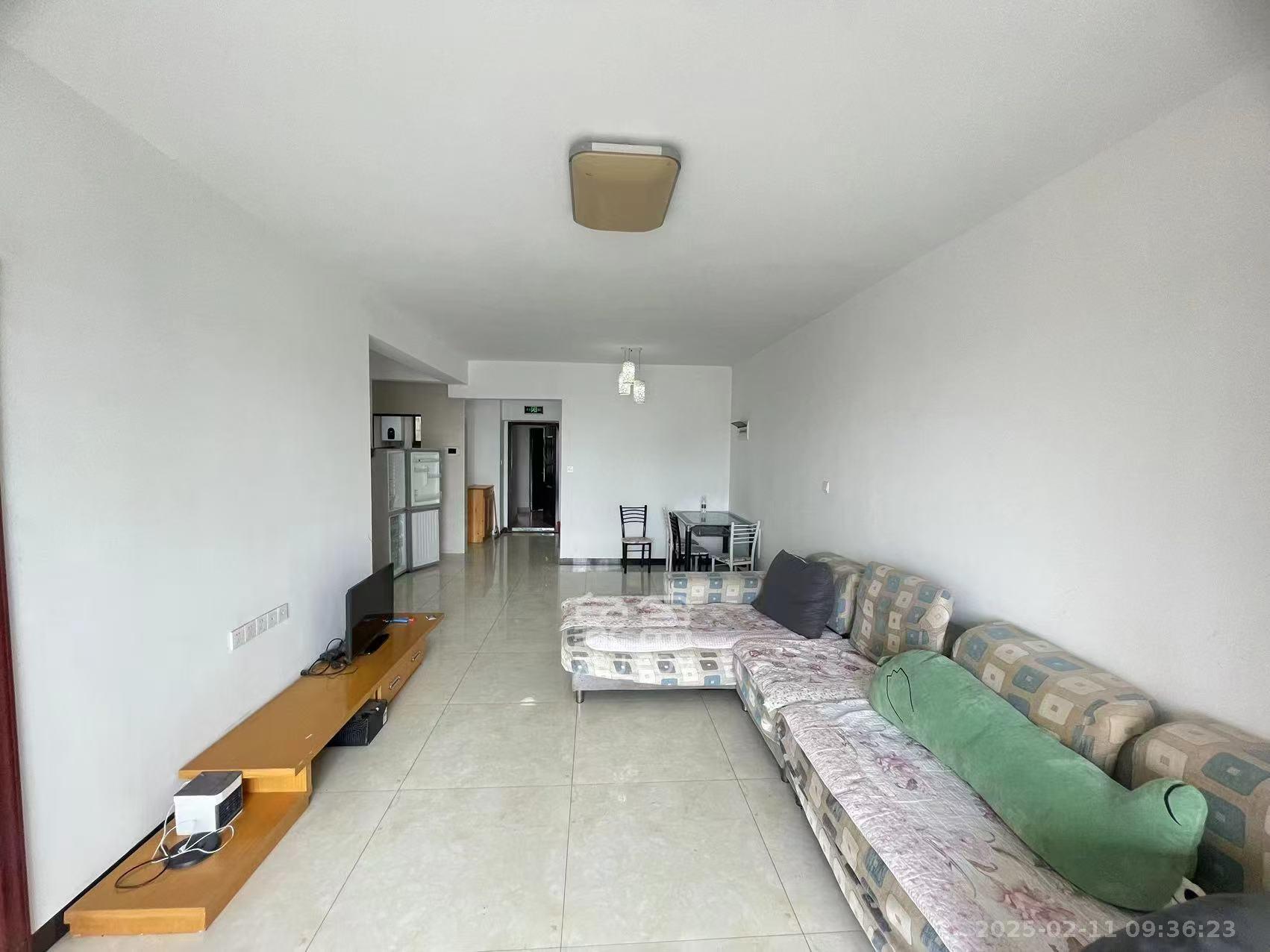 汇一城(汇壹公馆)  3室2厅1卫    2300.0元/月 汇一城(汇壹公馆)  3室2厅1卫    2300.0元/月室内图