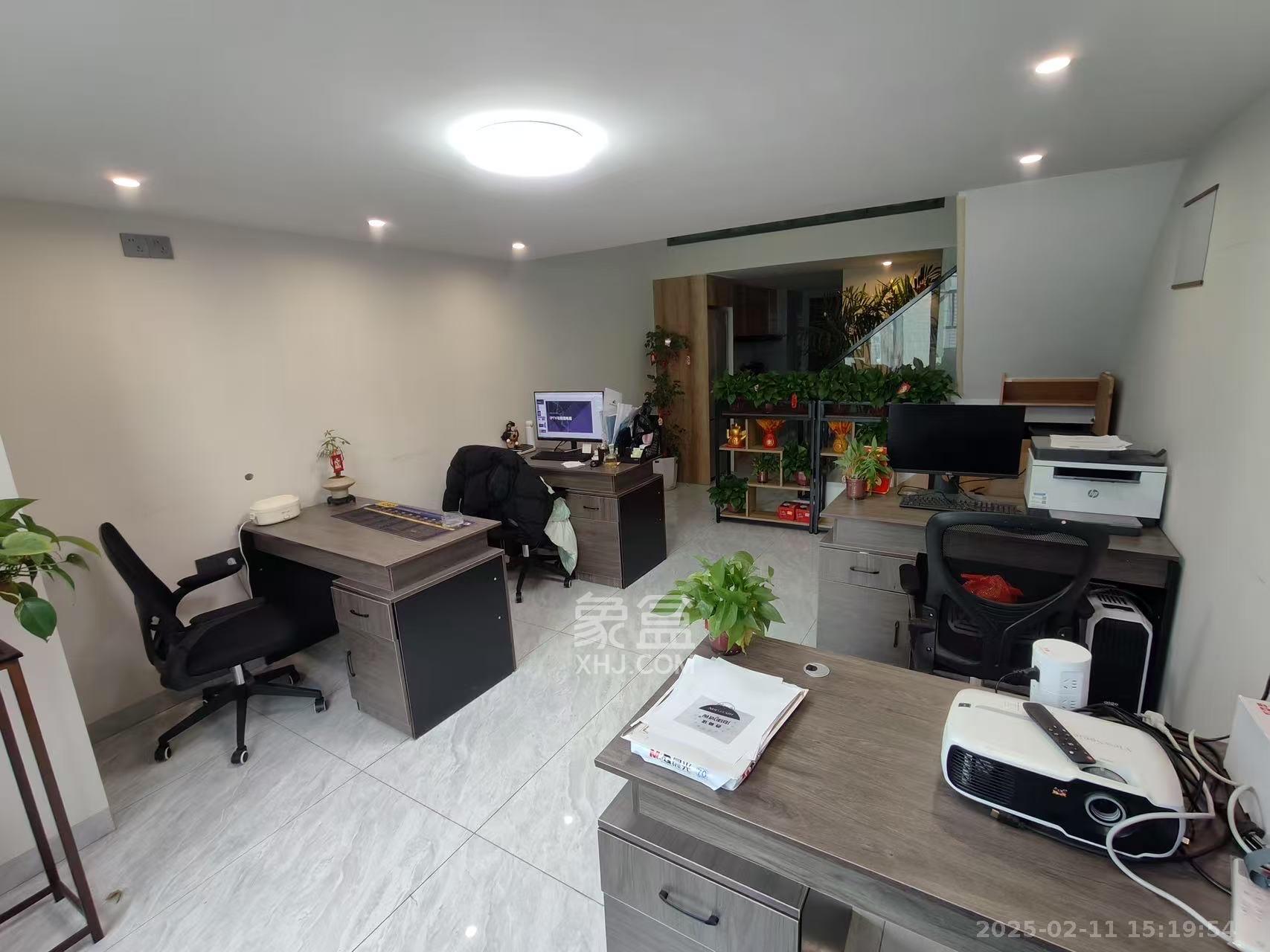 梅溪湖金茂湾 1室1厅1卫 3980.0元/月 梅溪湖金茂湾 1室1厅1卫 3980.0元/月室内图