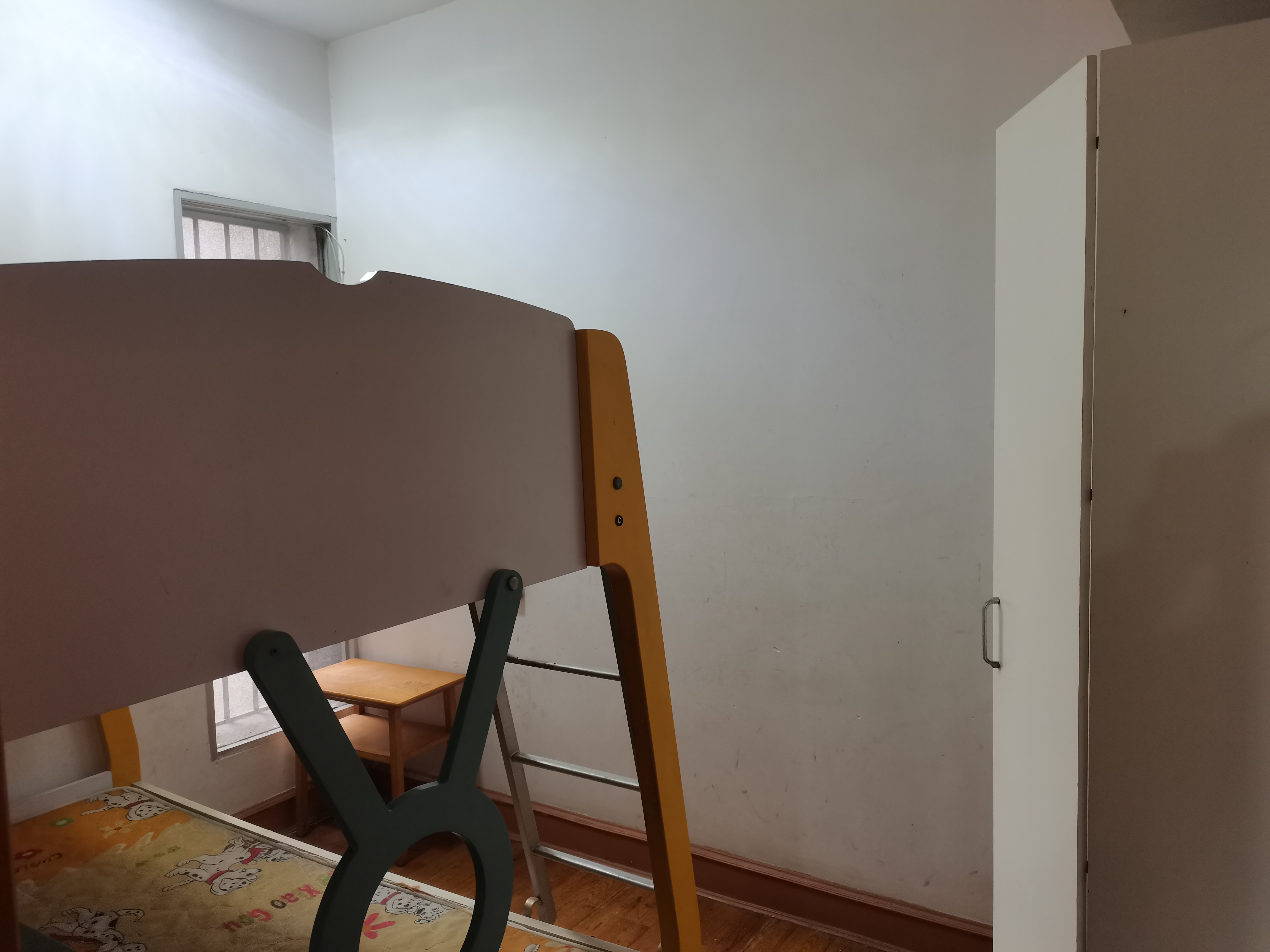 电力局家属楼 3室1厅1卫 1000.0元/月 电力局家属楼 3室1厅1卫 1000.0元/月室内图