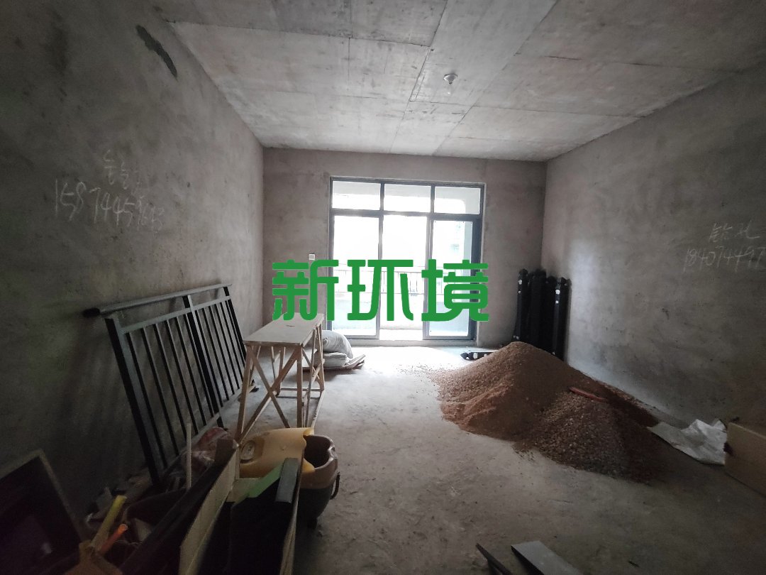 天门壹号 4室2厅2卫 79.8万 天门壹号 4室2厅2卫 79.8万客厅