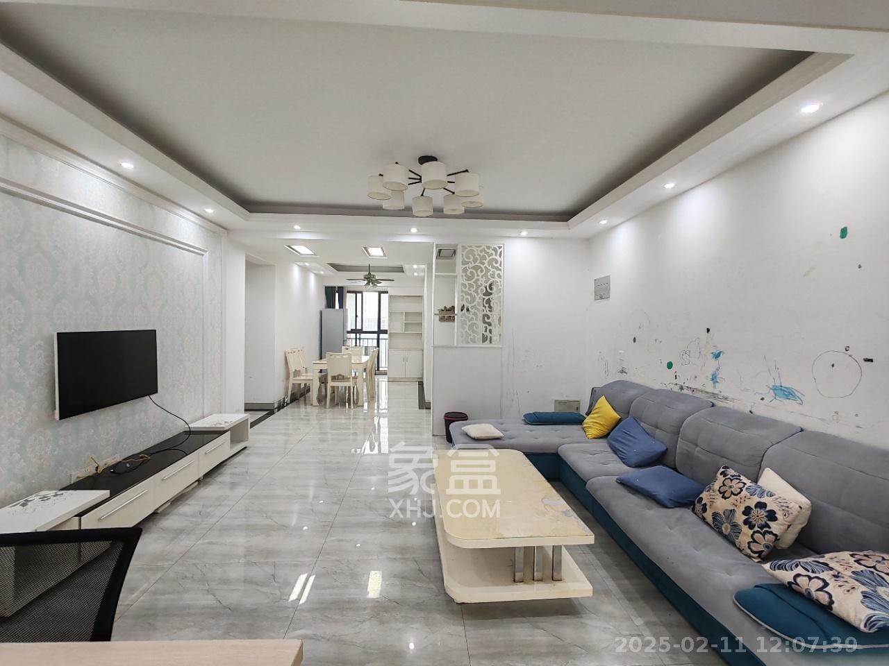 五矿格澜郡 4室2厅2卫 2000.0元/月 五矿格澜郡 4室2厅2卫 2000.0元/月室内图