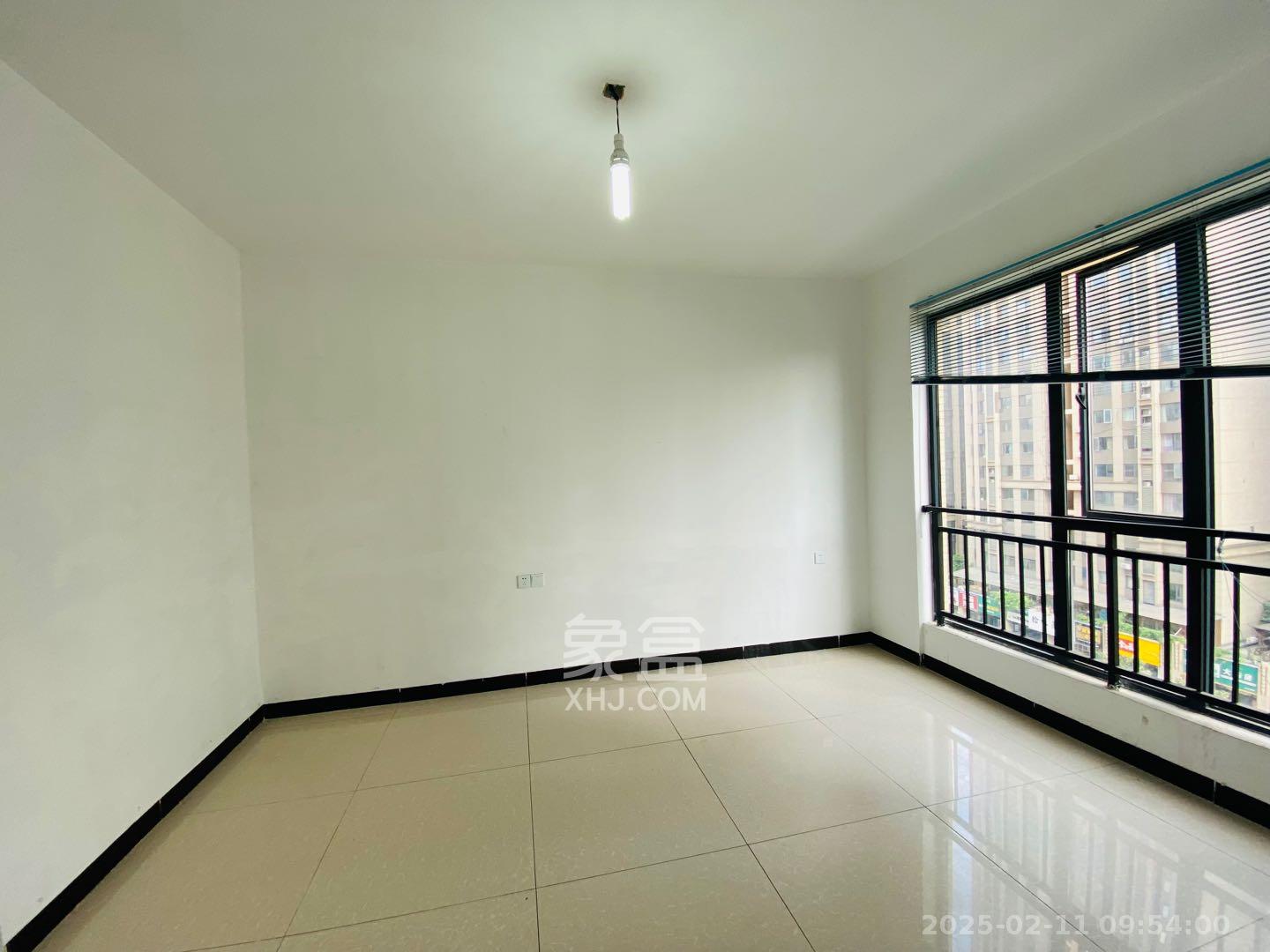 东城港 3室2厅1卫 3000.0元/月 东城港 3室2厅1卫 3000.0元/月室内图