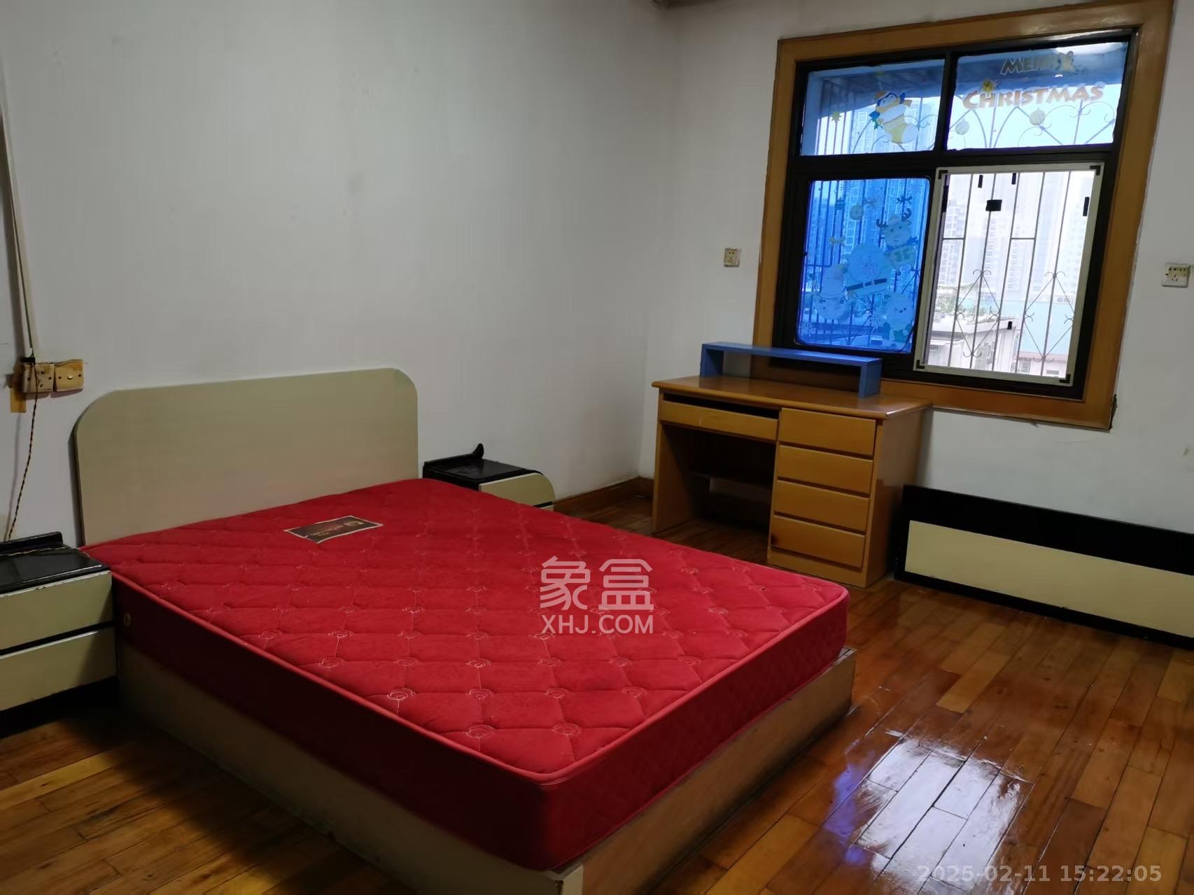 杨家山交警宿舍 3室2厅1卫 1100.0元/月 杨家山交警宿舍 3室2厅1卫 1100.0元/月室内图