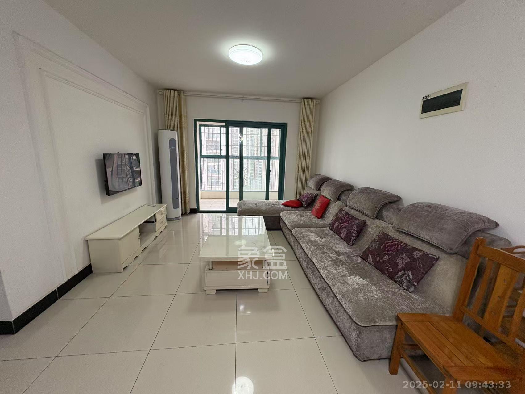 蝴蝶谷 1室2厅1卫 1800.0元/月 蝴蝶谷 1室2厅1卫 1800.0元/月室内图