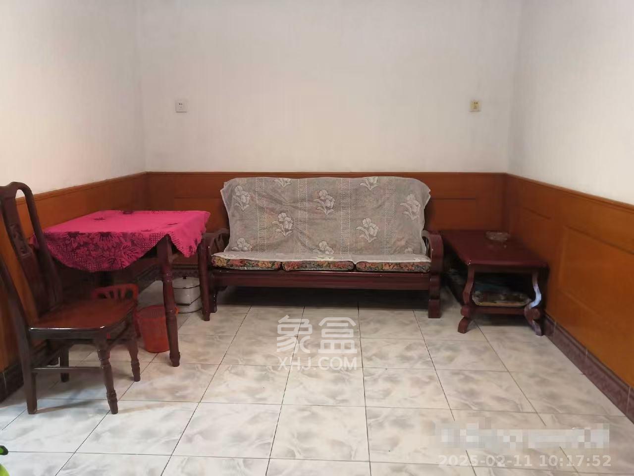 枫林小区 2室1厅1卫 1300.0元/月 枫林小区 2室1厅1卫 1300.0元/月室内图