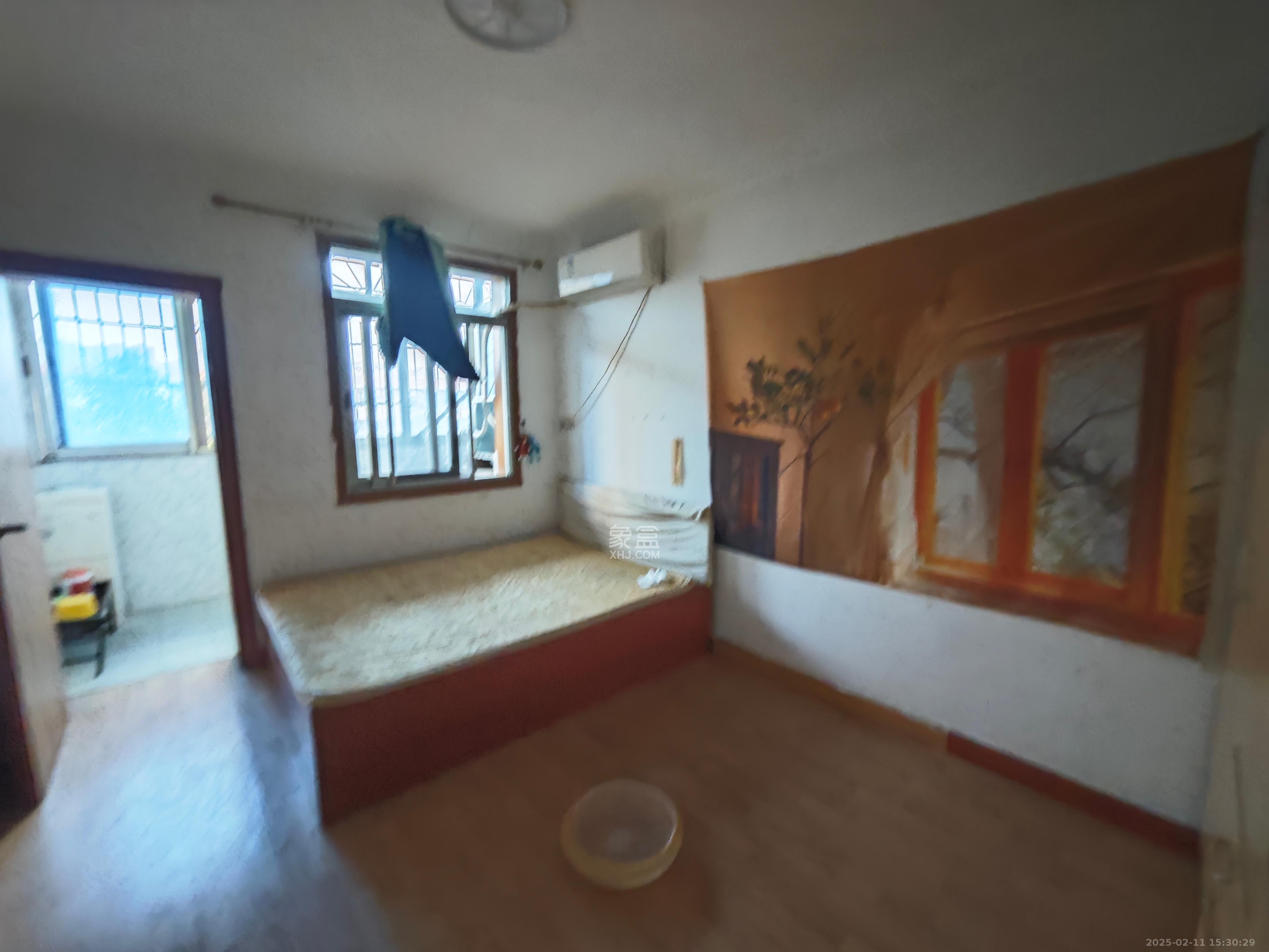 新天小区 3室2厅1卫 1300.0元/月 新天小区 3室2厅1卫 1300.0元/月室内图