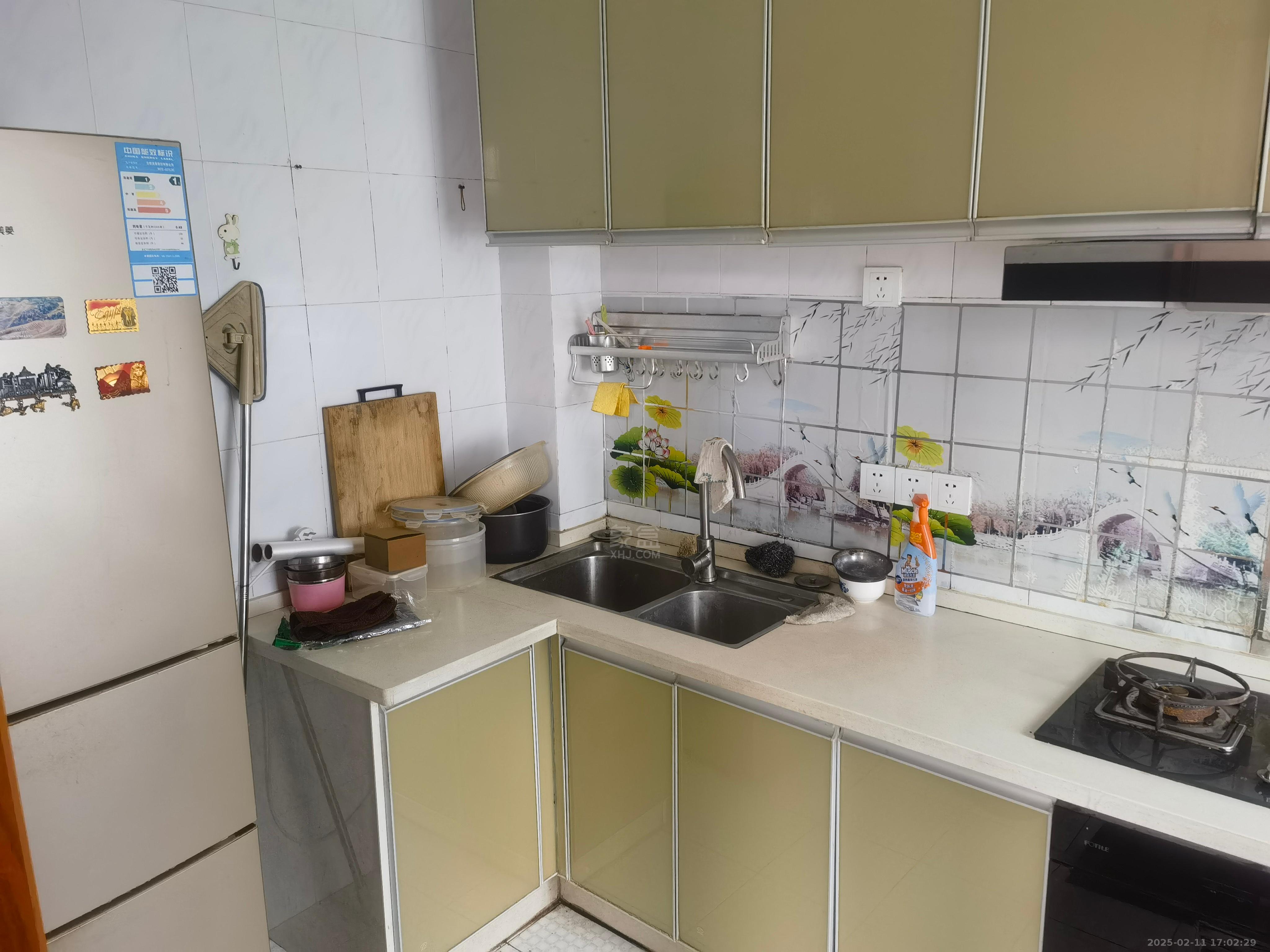 海创明珠花园 3室2厅1卫 1200.0元/月 海创明珠花园 3室2厅1卫 1200.0元/月室内图