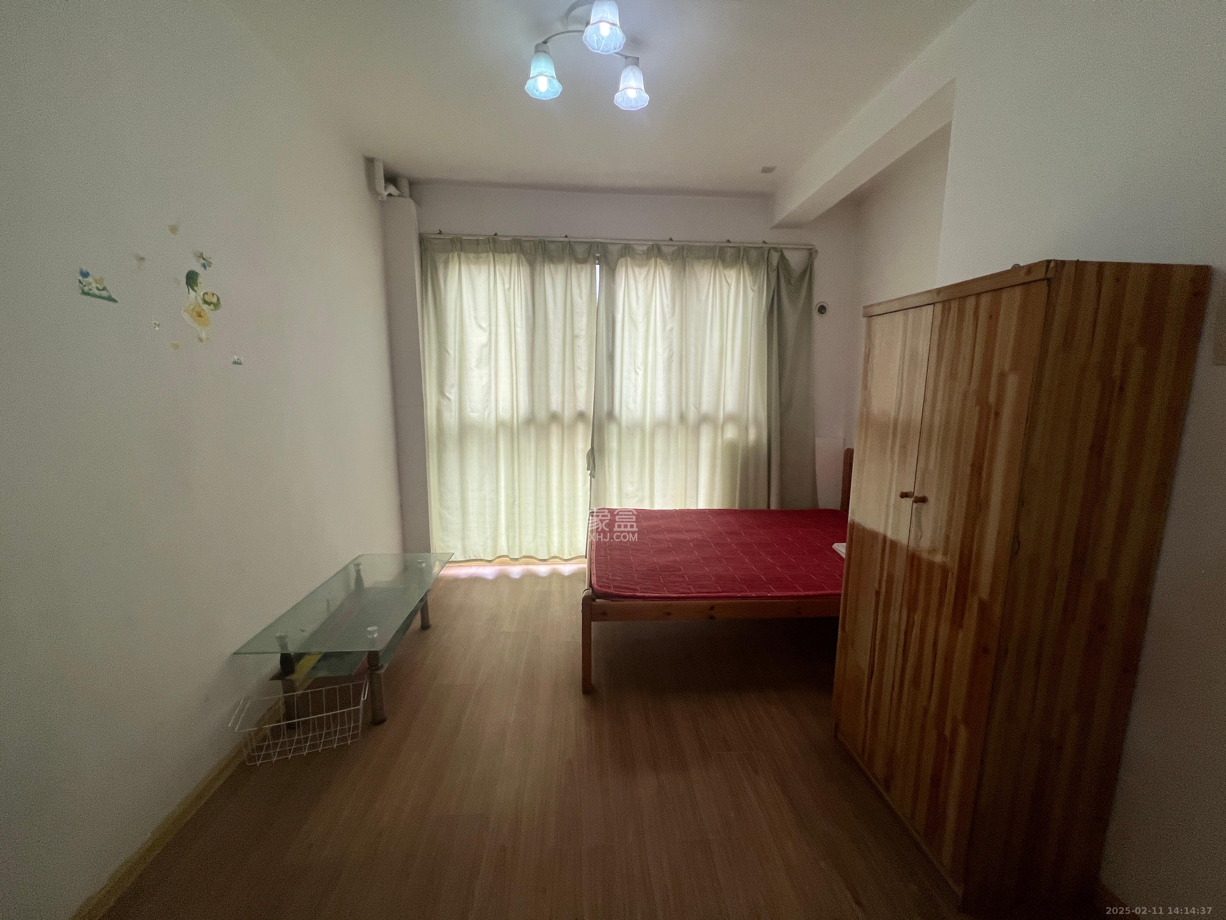 四季星城 3室2厅1卫 1700.0元/月 四季星城 3室2厅1卫 1700.0元/月室内图