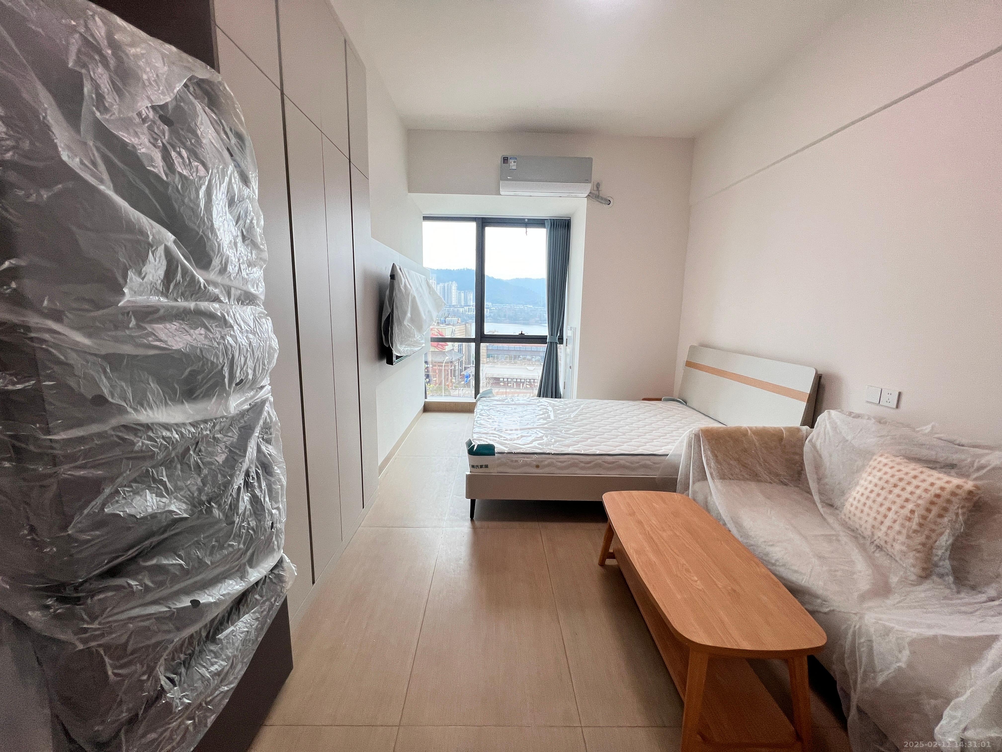 中建宝铂公馆  1室1厅1卫   2100.00元/月室内图