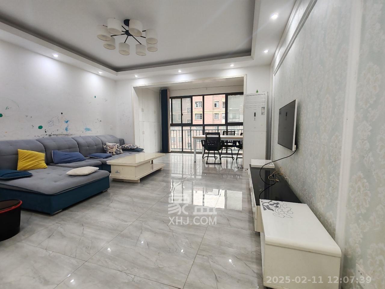 五矿格澜郡 4室2厅2卫 2000.0元/月 五矿格澜郡 4室2厅2卫 2000.0元/月室内图