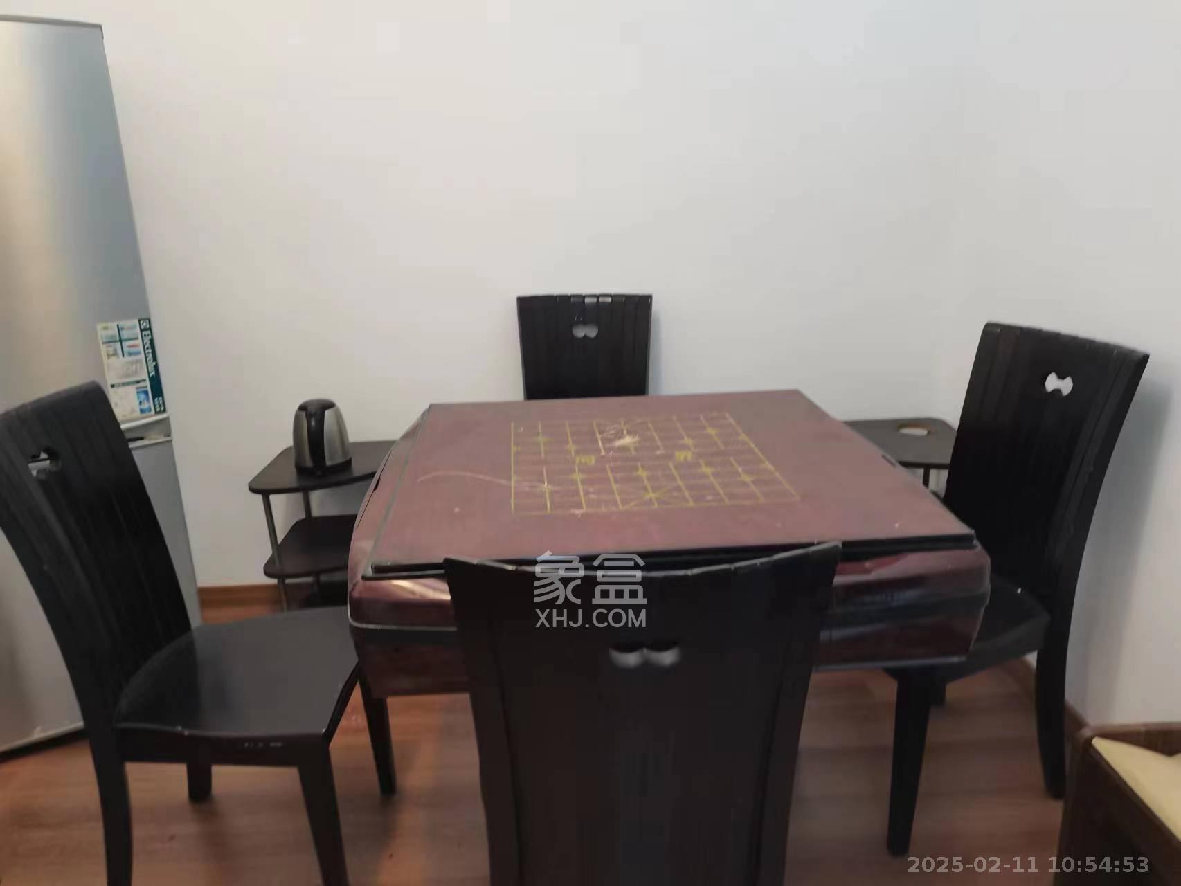 向韶村 2室1厅1卫 2100.0元/月 向韶村 2室1厅1卫 2100.0元/月室内图