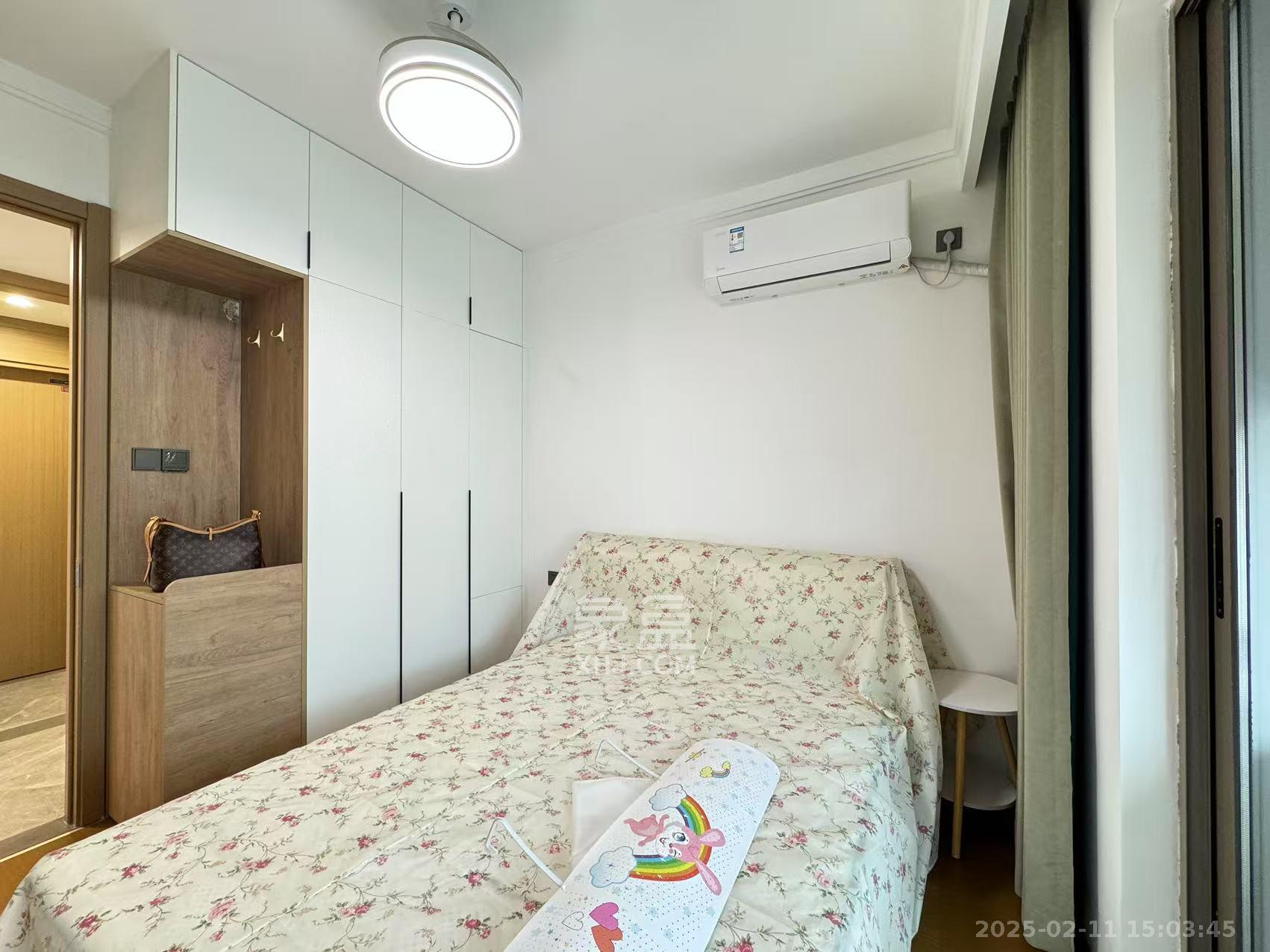 旭辉雨花郡  3室2厅2卫    4500.0元/月室内图