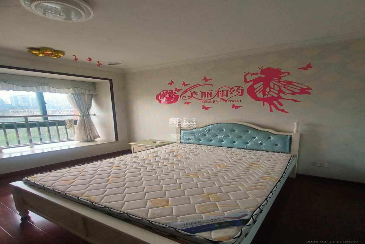 高鑫麓城  3室2厅2卫    2700.0元/月 高鑫麓城  3室2厅2卫    2700.0元/月室内图