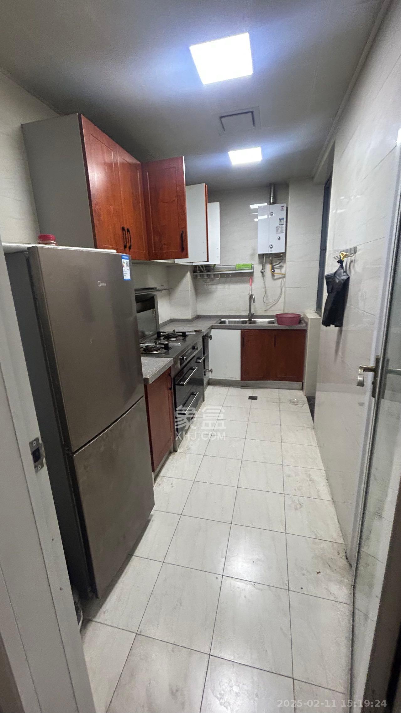 和美星城 2室2厅1卫 1800.0元/月 和美星城 2室2厅1卫 1800.0元/月室内图