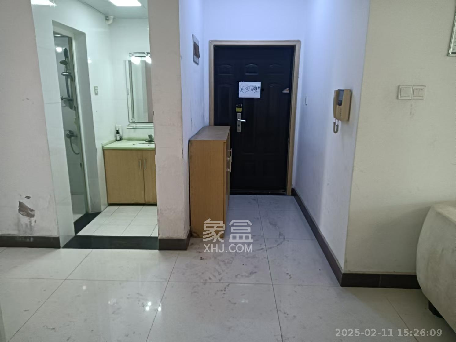 玛依拉山庄 3室2厅2卫 2700.0元/月 玛依拉山庄 3室2厅2卫 2700.0元/月室内图