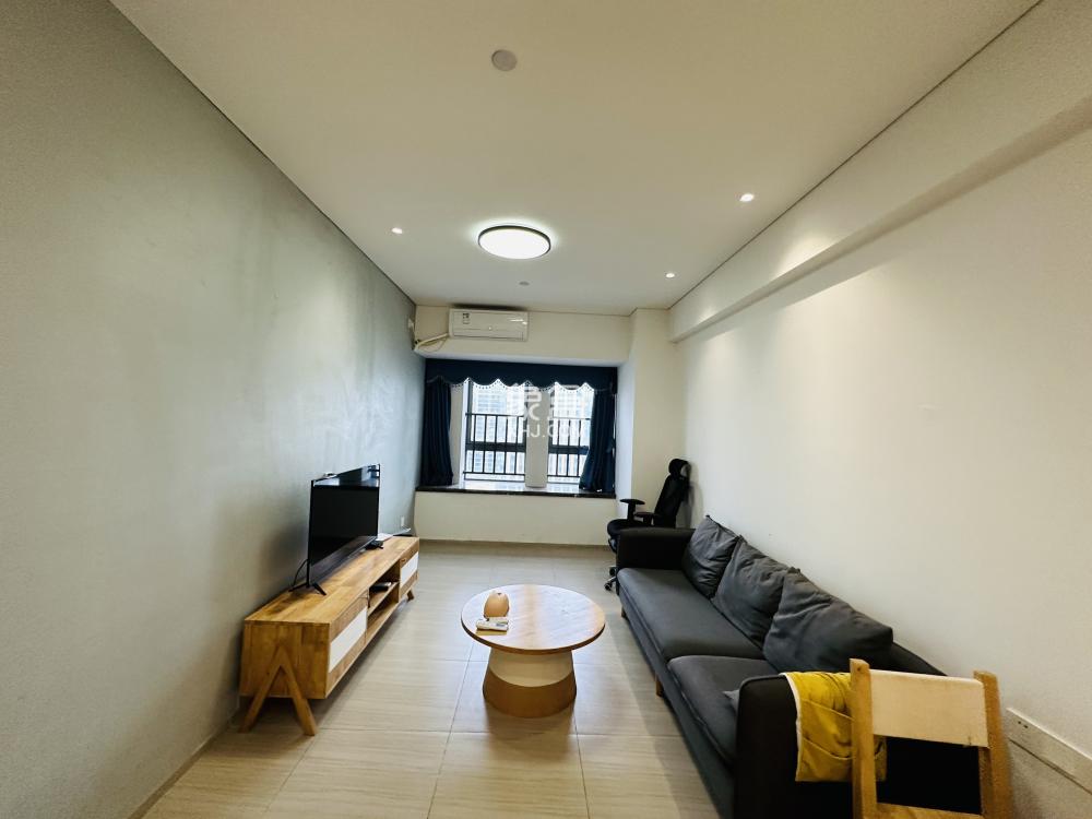 海航豪庭南苑 1室2厅1卫 120.0万 海航豪庭南苑 1室2厅1卫 120.0万室内图