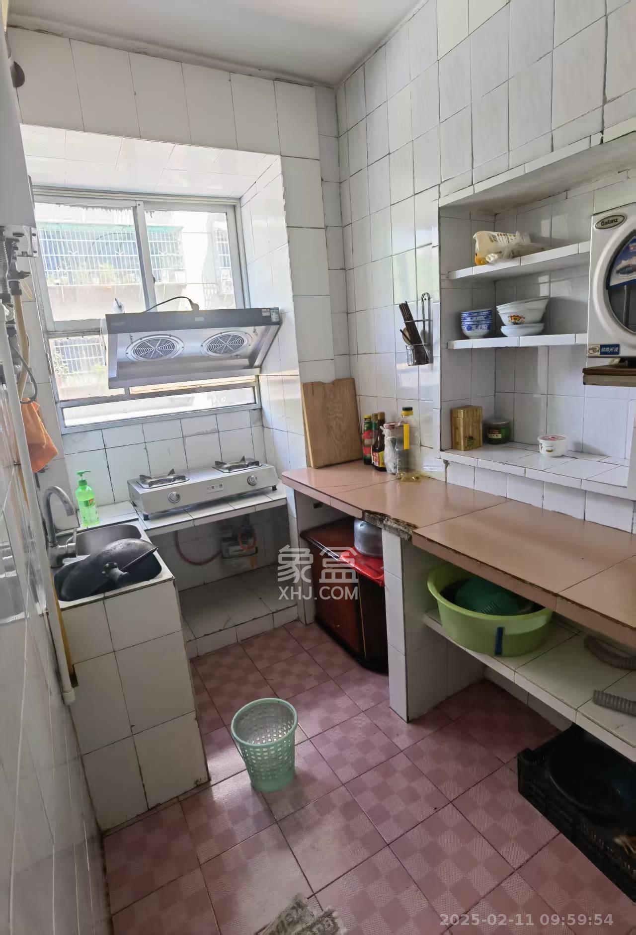 蒋家垅社区  2室2厅1卫    1600.0元/月 蒋家垅社区  2室2厅1卫    1600.0元/月室内图