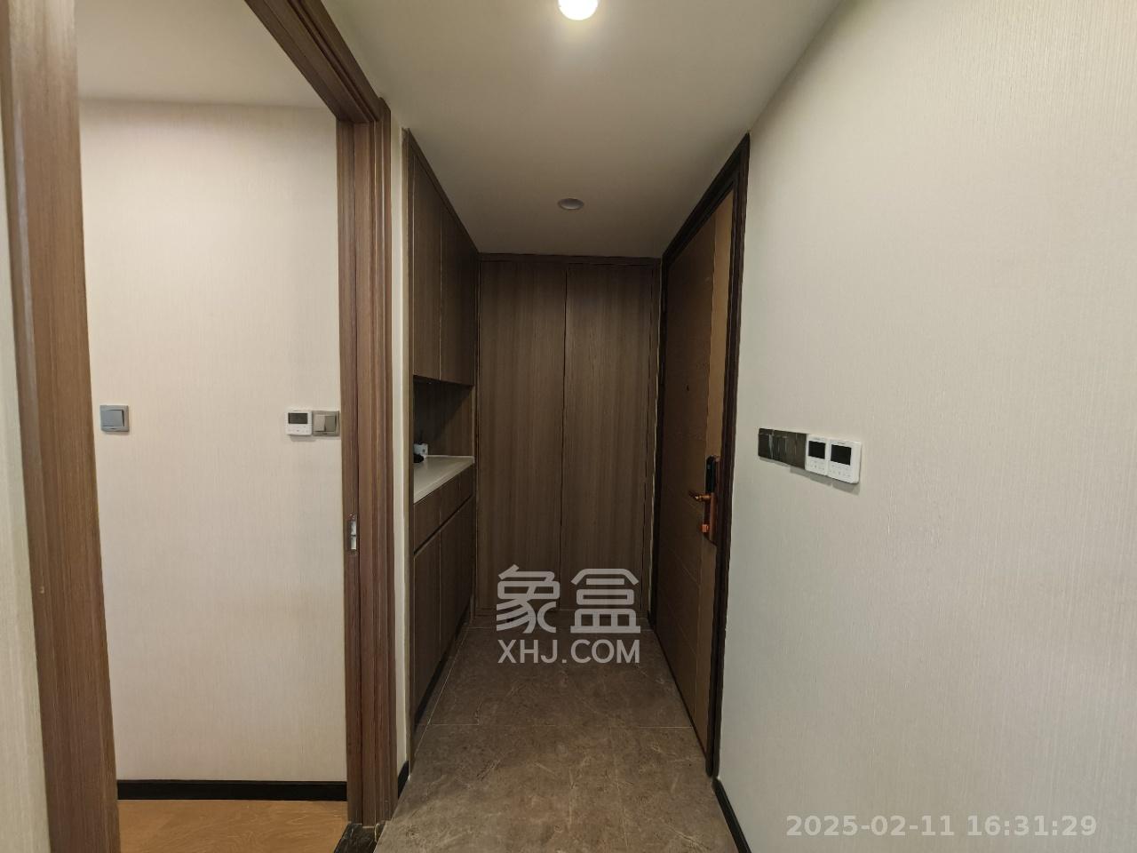 中海阅溪府  5室2厅2卫   5200.00元/月室内图