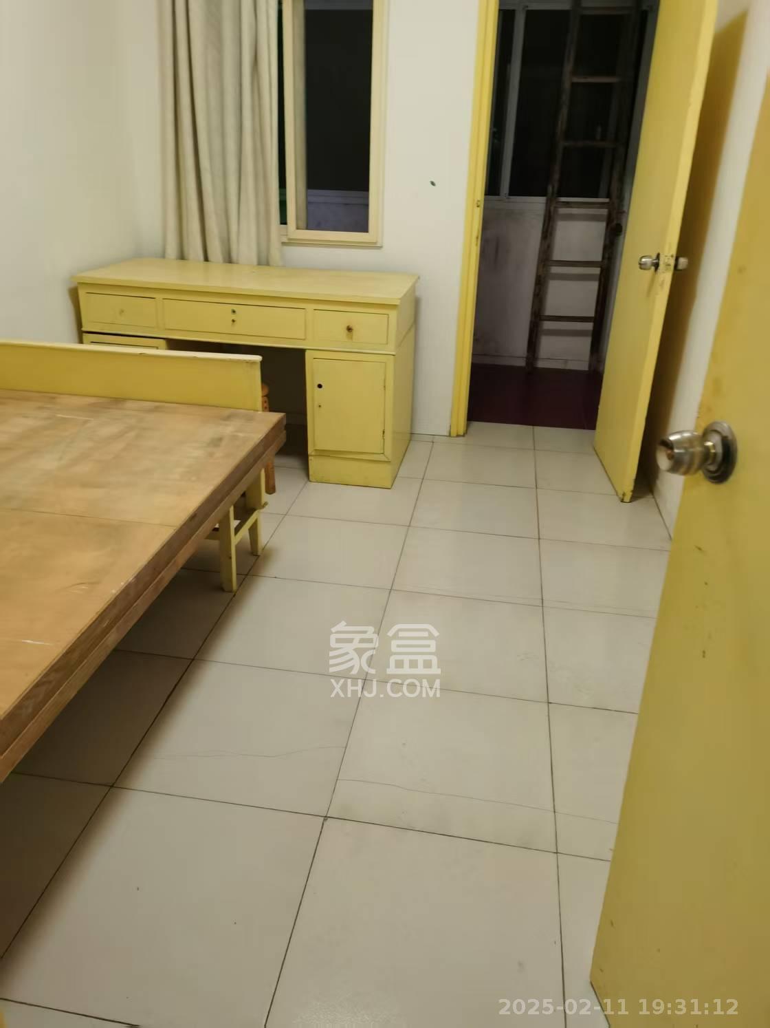 林科大教师单位房  3室2厅1卫   2100.00元/月室内图