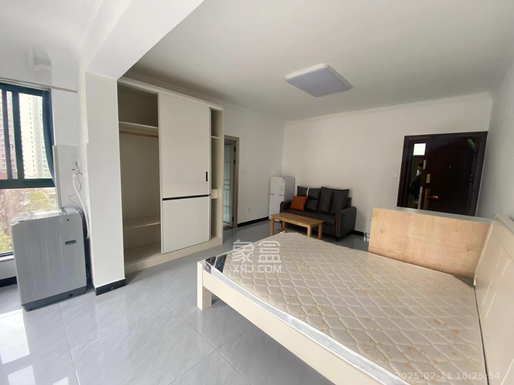 兴旺正佳广场(金石雅苑) 1室2厅2卫 1600.0元/月 兴旺正佳广场(金石雅苑) 1室2厅2卫 1600.0元/月室内图