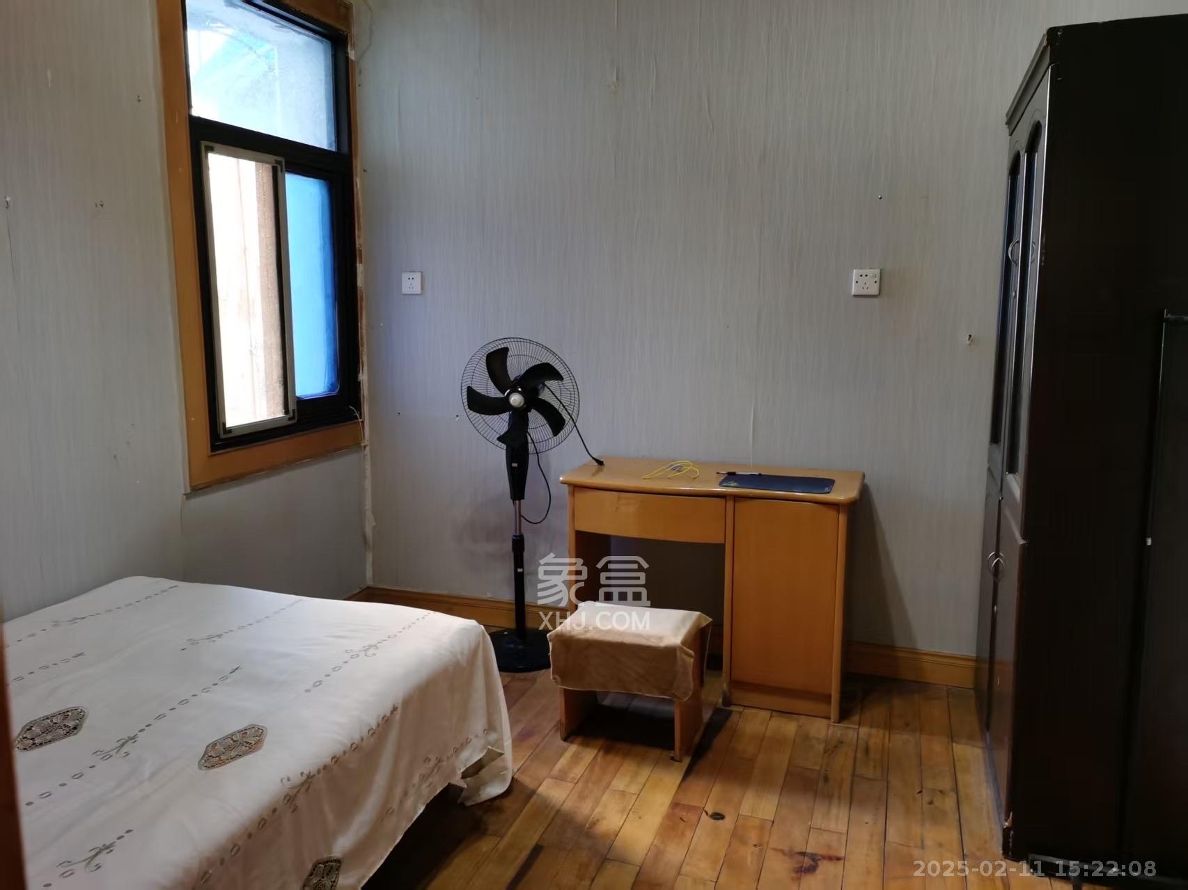 杨家山交警宿舍 3室2厅1卫 1100.0元/月 杨家山交警宿舍 3室2厅1卫 1100.0元/月室内图