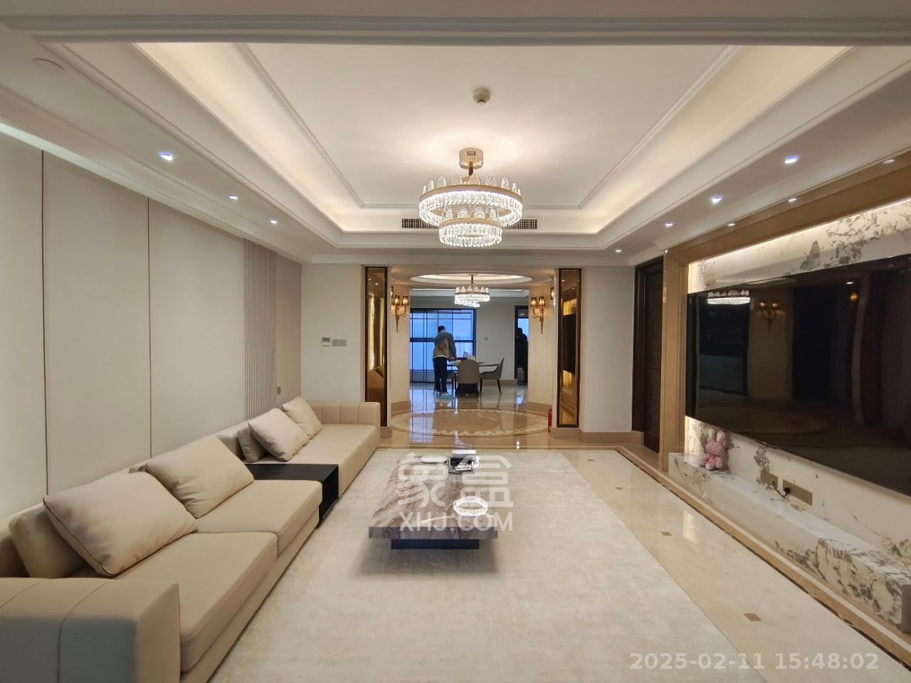 华远隆玺  4室2厅3卫   18888.00元/月室内图1