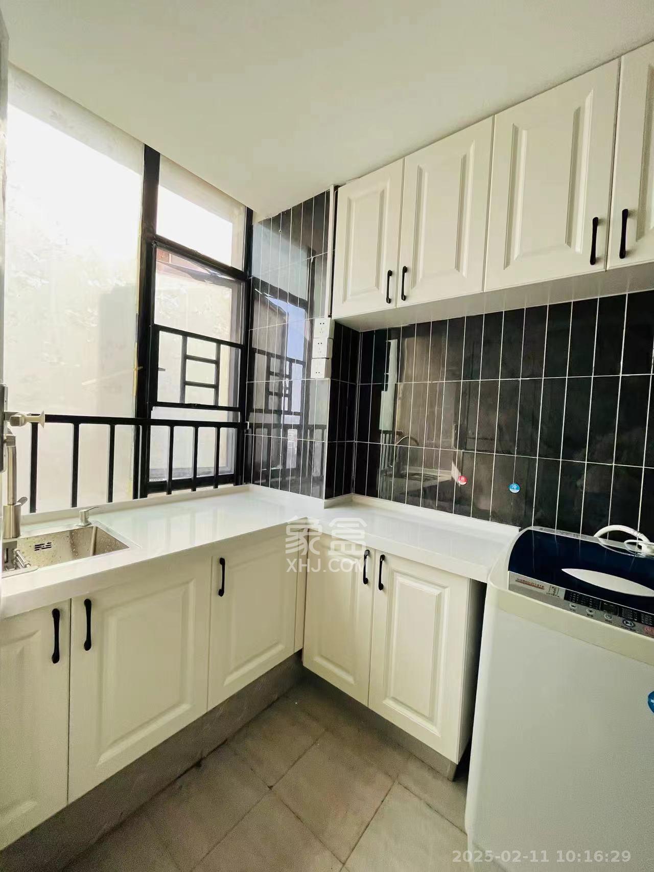 天元涉外景园B区 1室0厅1卫 1500.0元/月 天元涉外景园B区 1室0厅1卫 1500.0元/月室内图