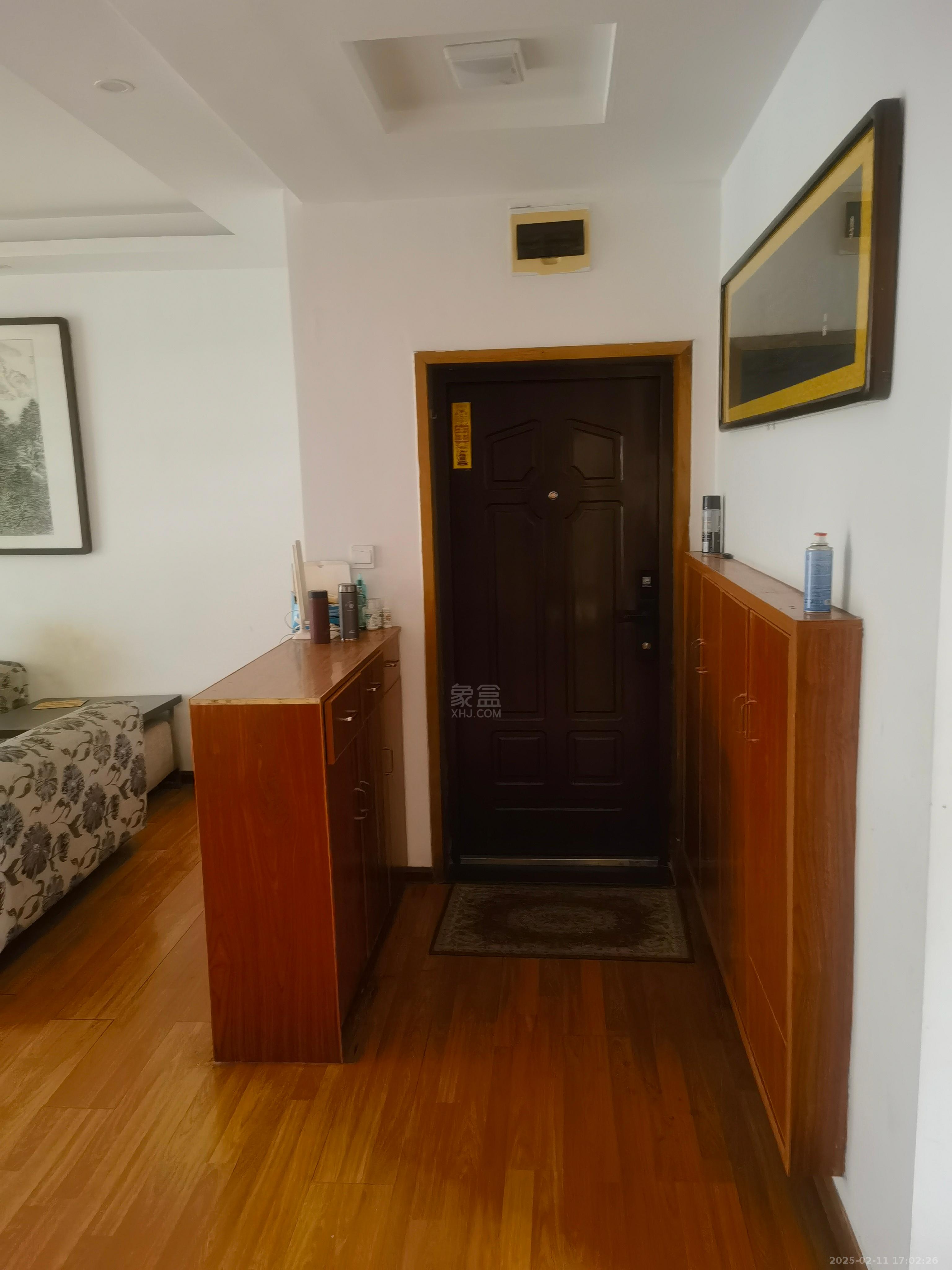 海创明珠花园 3室2厅1卫 1200.0元/月 海创明珠花园 3室2厅1卫 1200.0元/月室内图